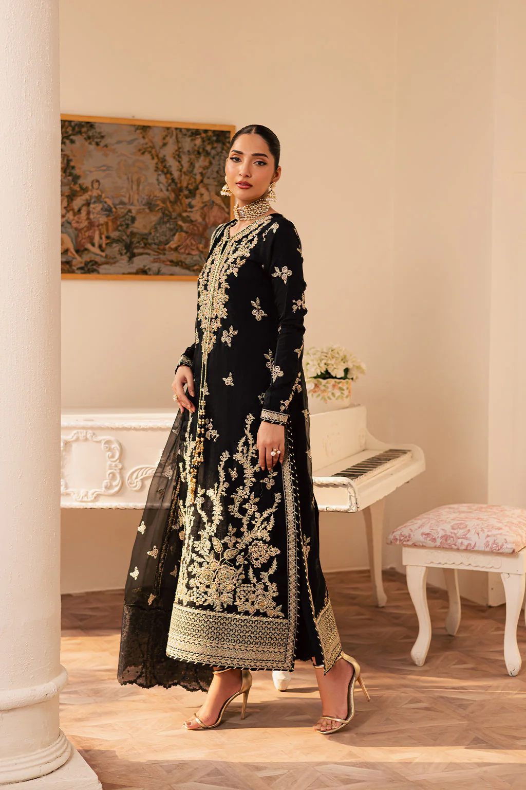 Emaan Adeel Svara Suave Luxury Formals 2025 - Image 2