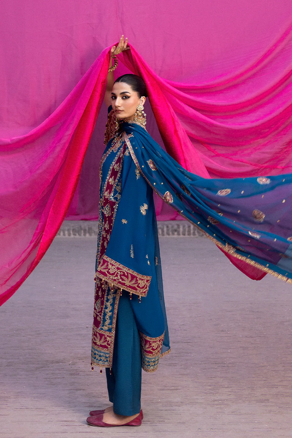 Emaan Adeel Velanis The Empress Wedding Formals 2025 - Image 2
