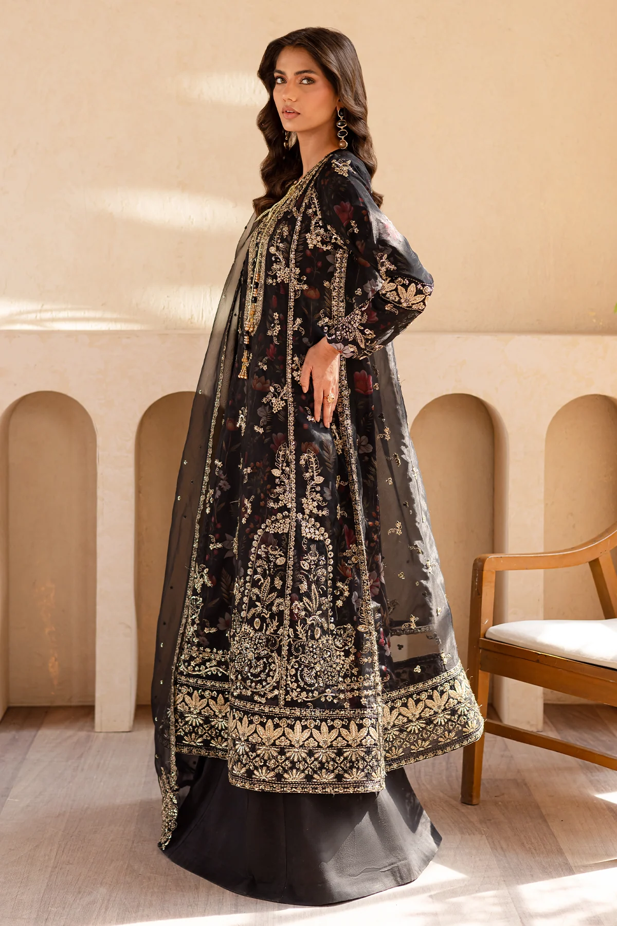 Emaan Adeel Zareya Noore Festive Formals 2025 - Image 2