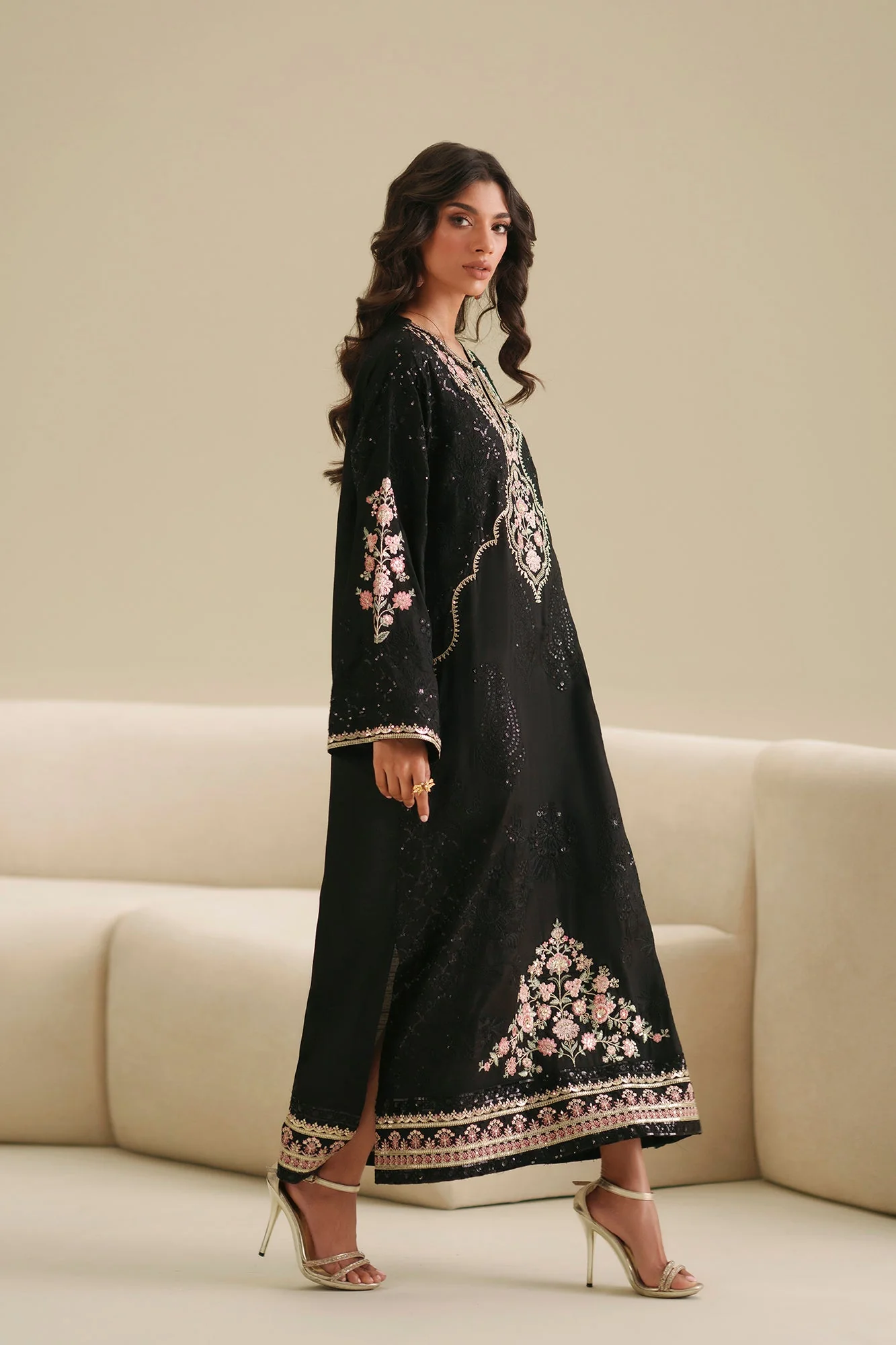 Ethnic E1088/104/902 Women Boutique Collection 2026 - Image 2