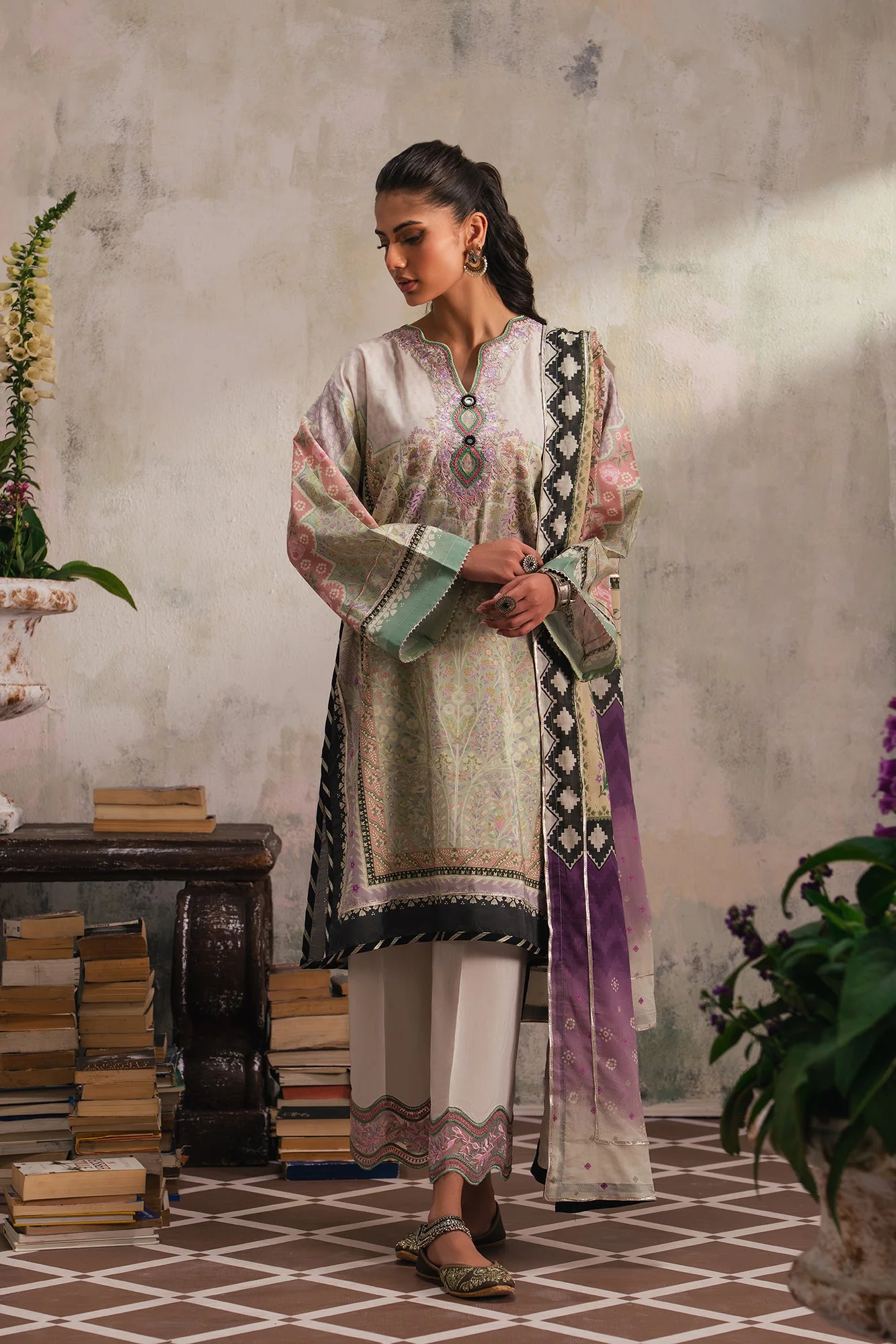 Ethnic E4035/103/817 Rozana Collection 2026