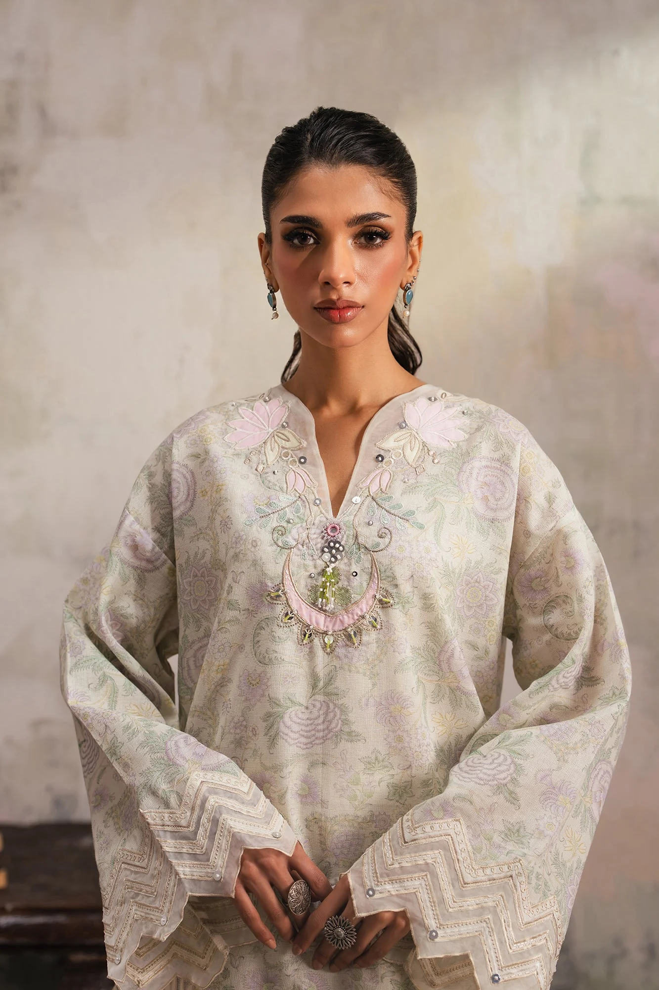 Ethnic E4095/103/003 Rozana Collection 2026 - Image 2