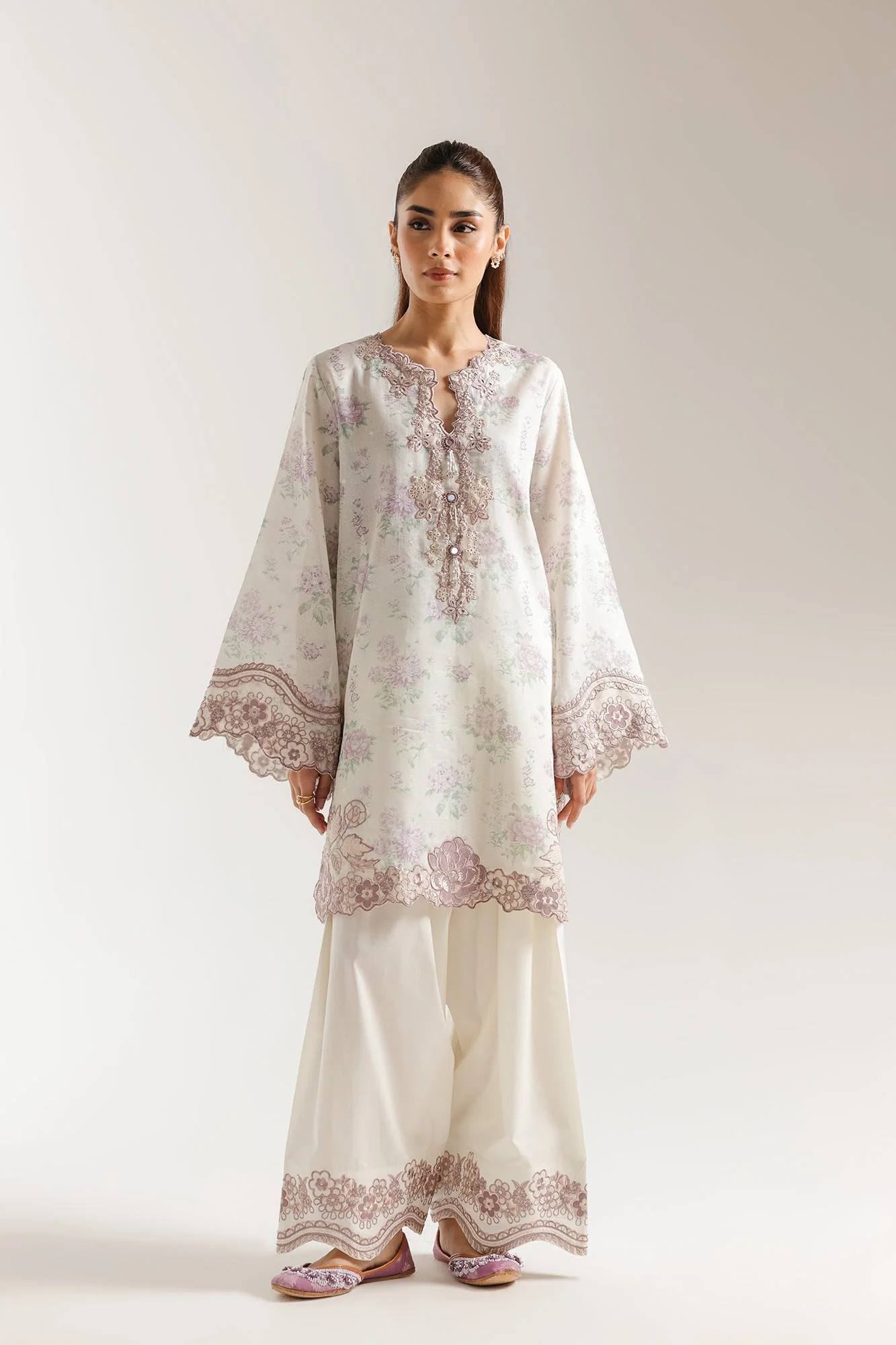 Ethnic E4096-103-005 Rozana 2026