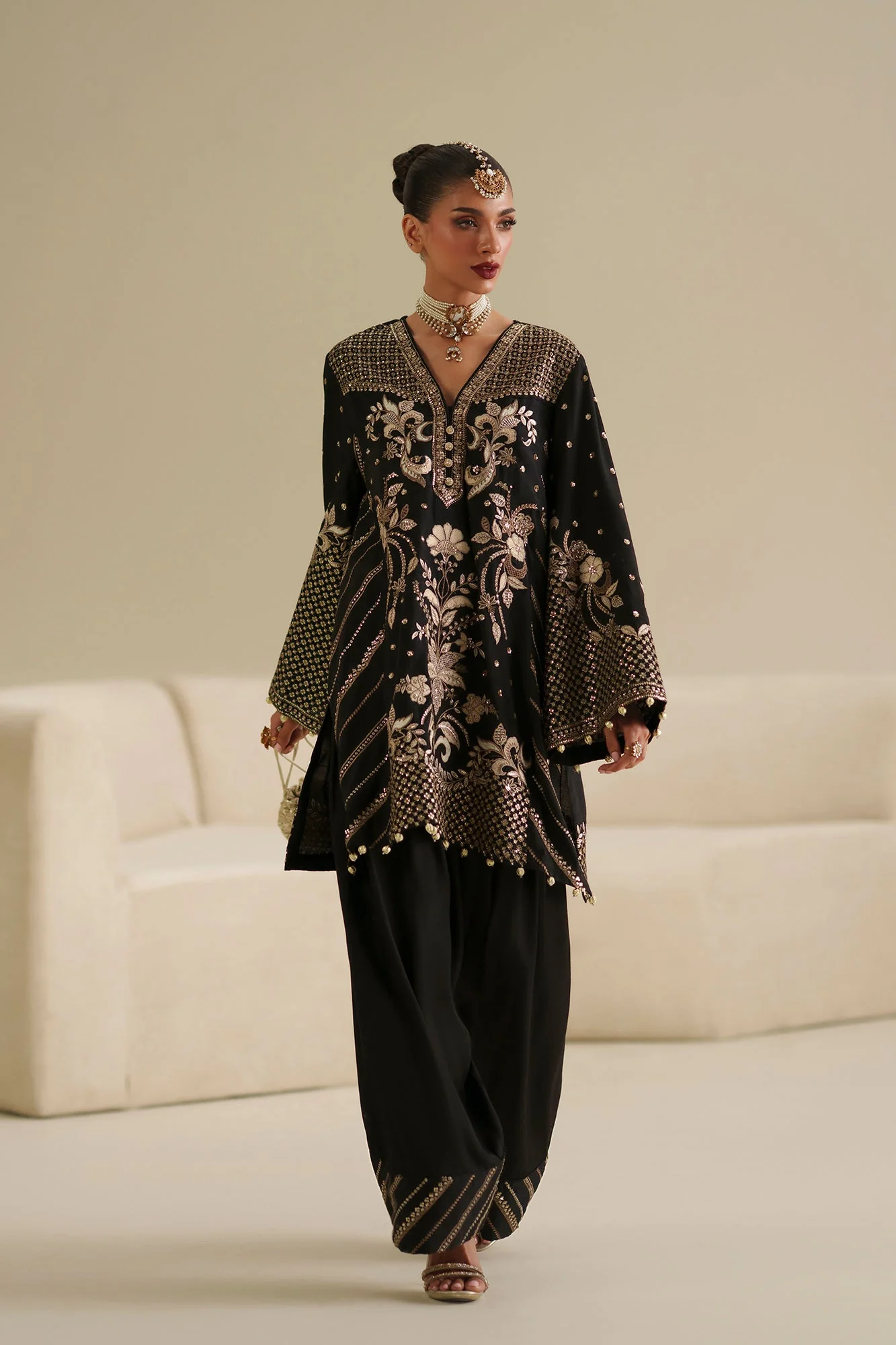 Ethnic E4099/103/002 Rozana Collection 2026