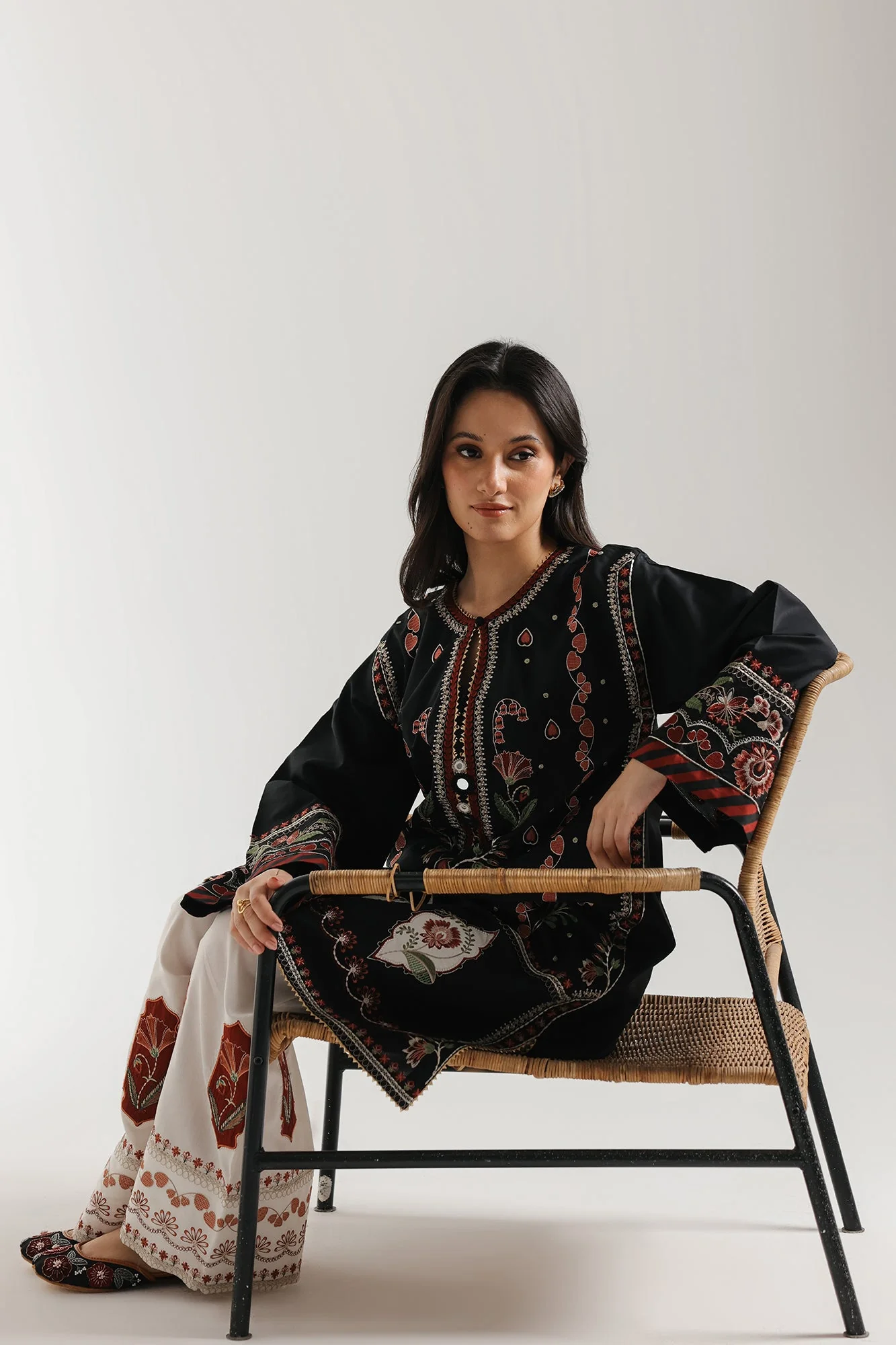 Ethnic E4122-103-901 Rozana 2026 - Image 2