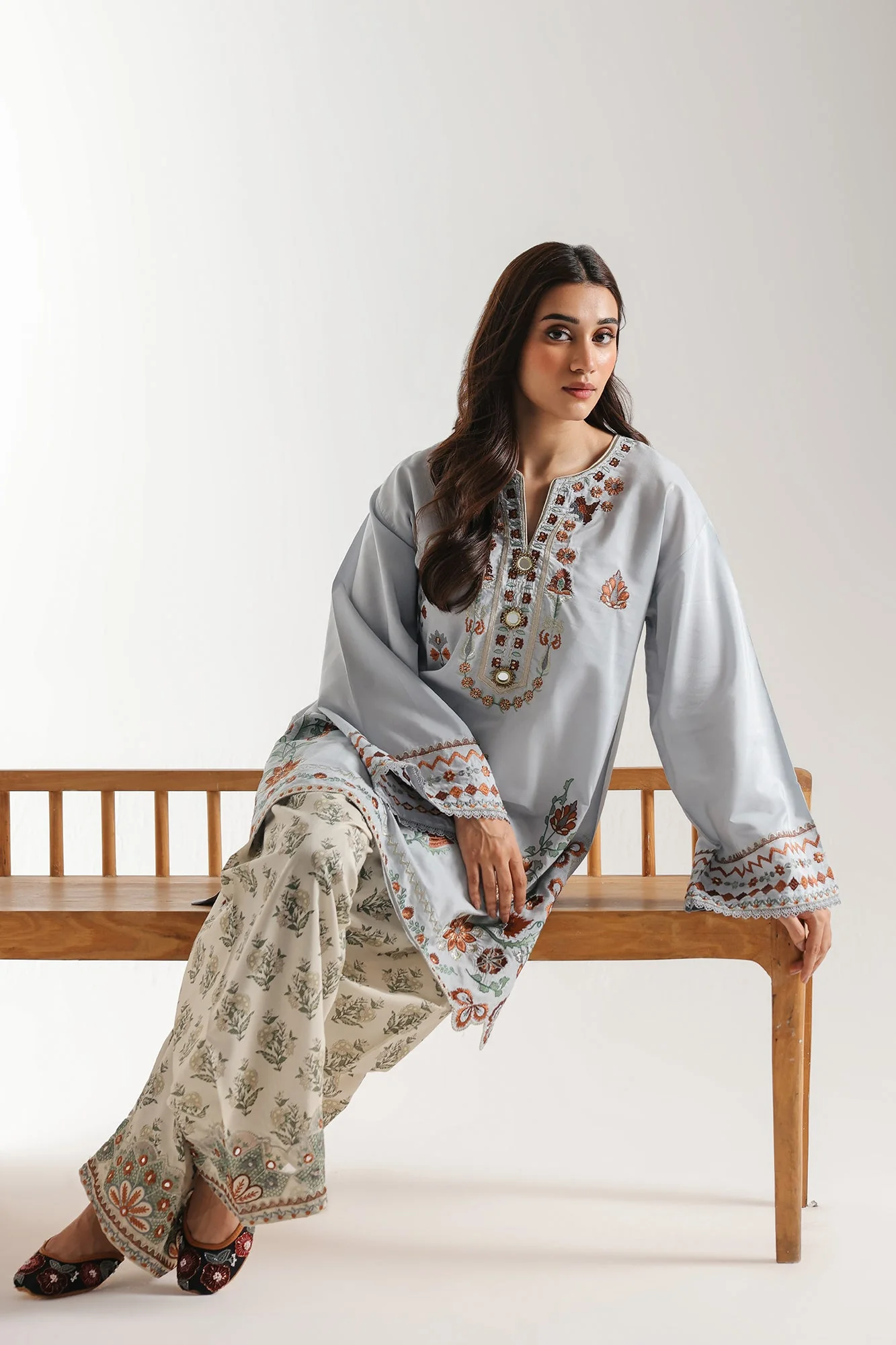 Ethnic E4225-103-635 Rozana 2026 - Image 2