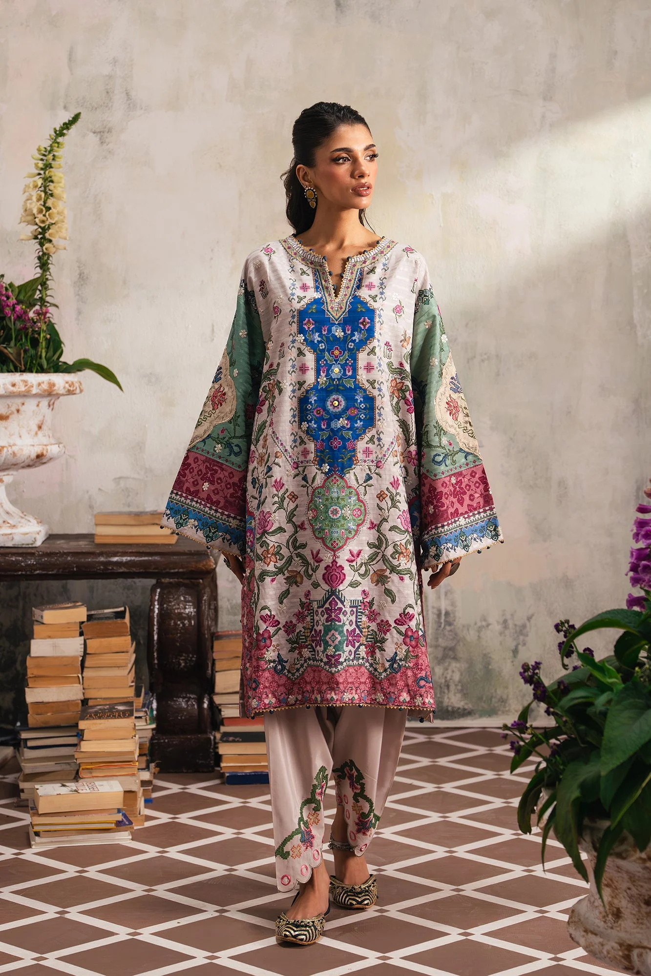 Ethnic E4228/103/513 Rozana Collection 2026