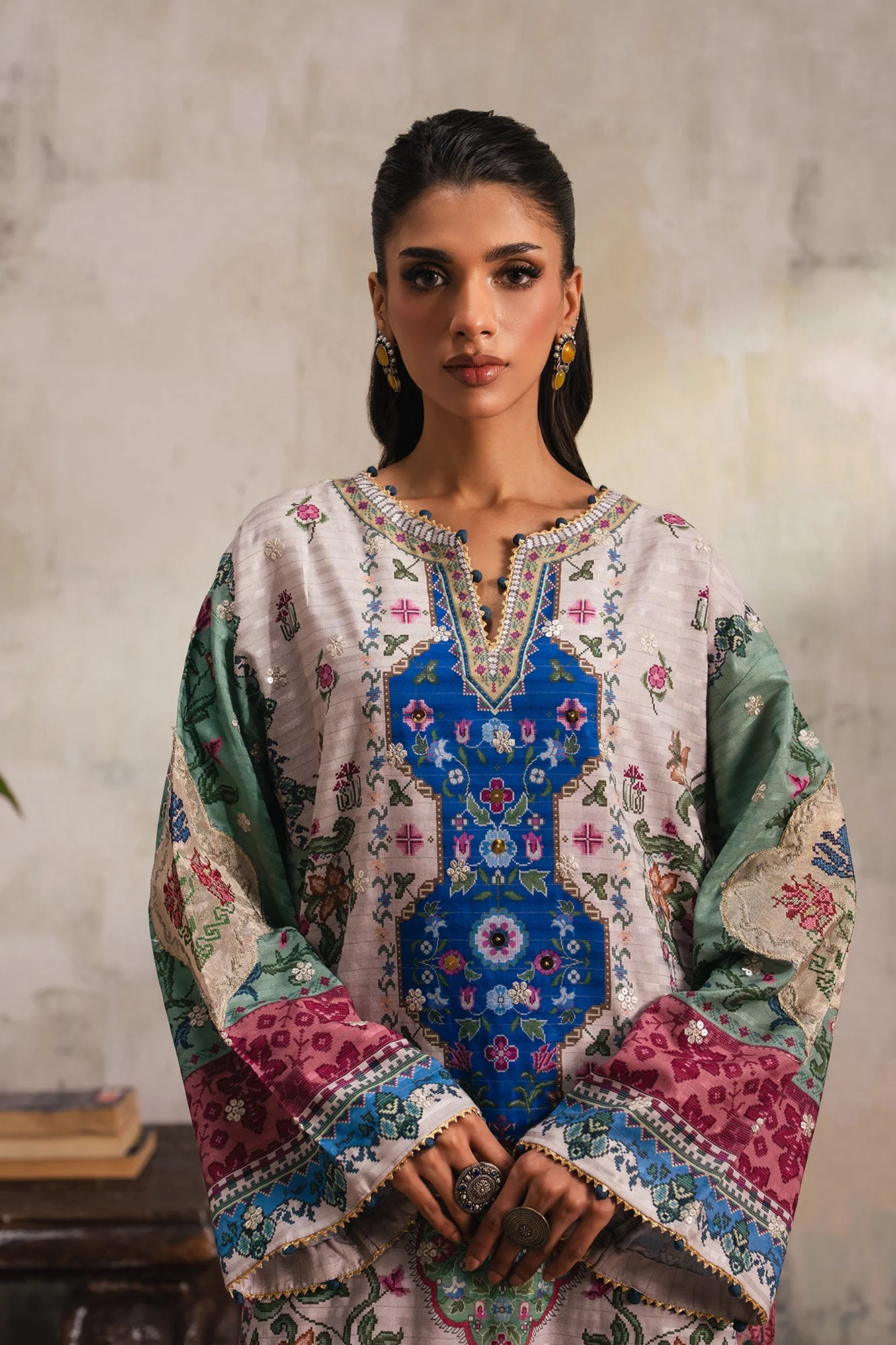 Ethnic E4228/103/513 Rozana Collection 2026 - Image 2