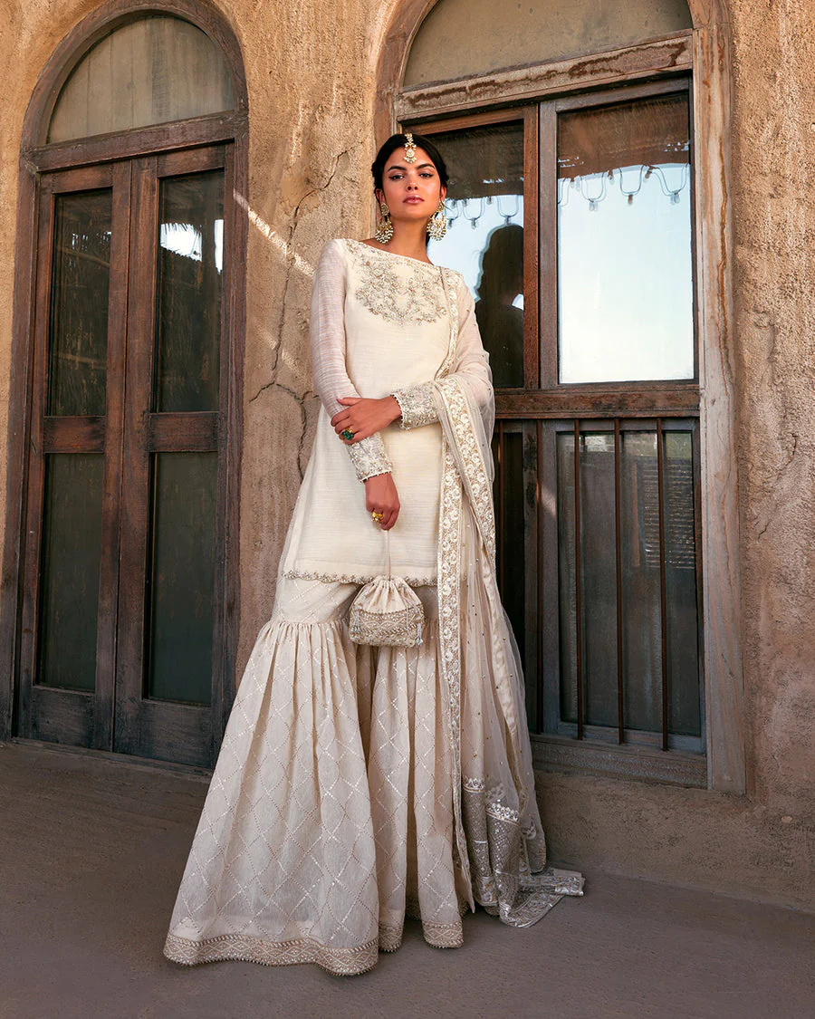 Faiza Saqlain Raabi Luxe Formals 2024