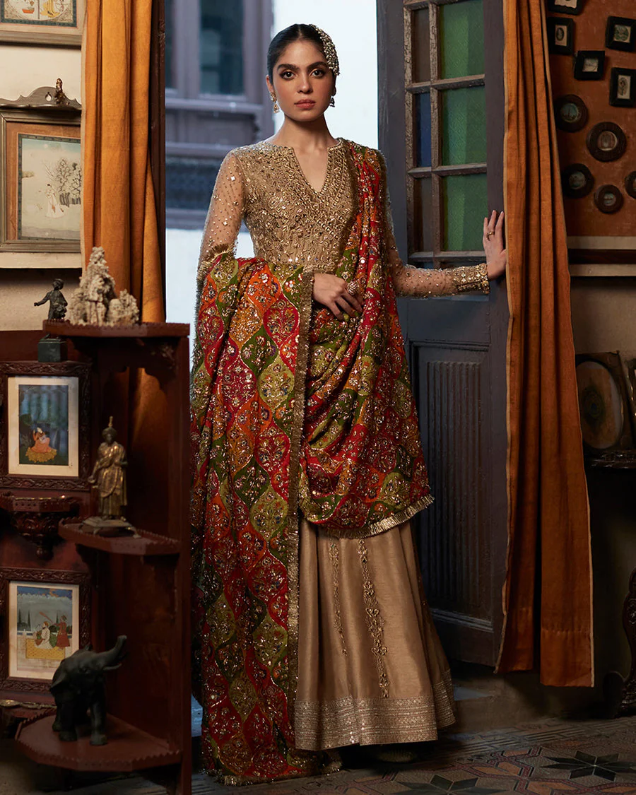 Faiza Saqlain Sulata Luxe Formals 2024 - Image 2
