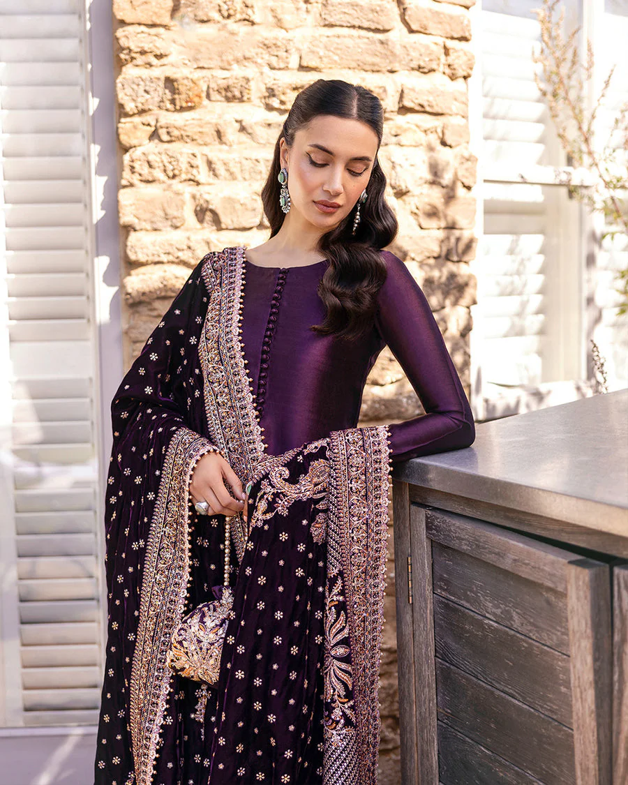 Faiza Saqlain Vespera Adeen Luxe 2025 - Image 2