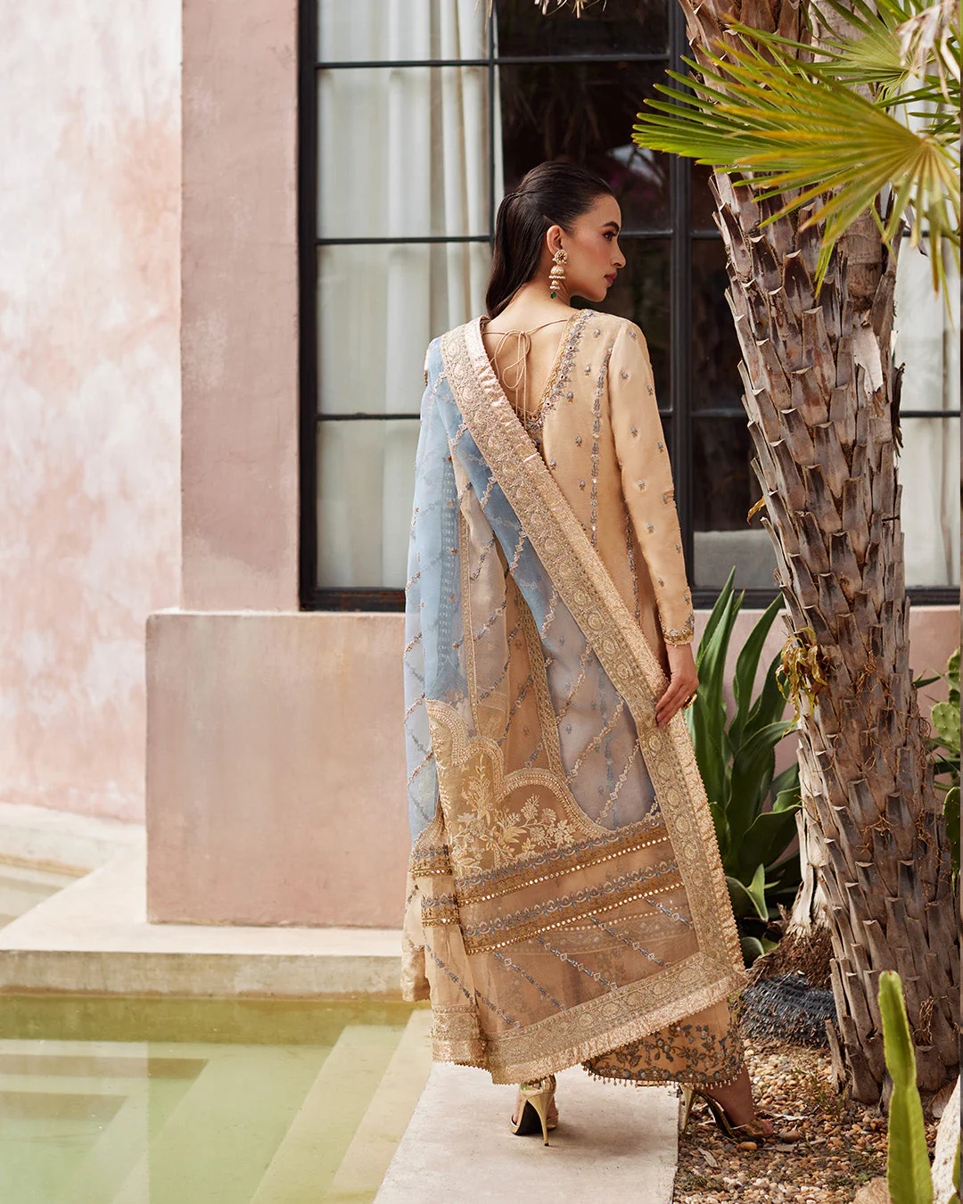 Faiza Saqlain Yelena Luxe Formals 2024 - Image 2