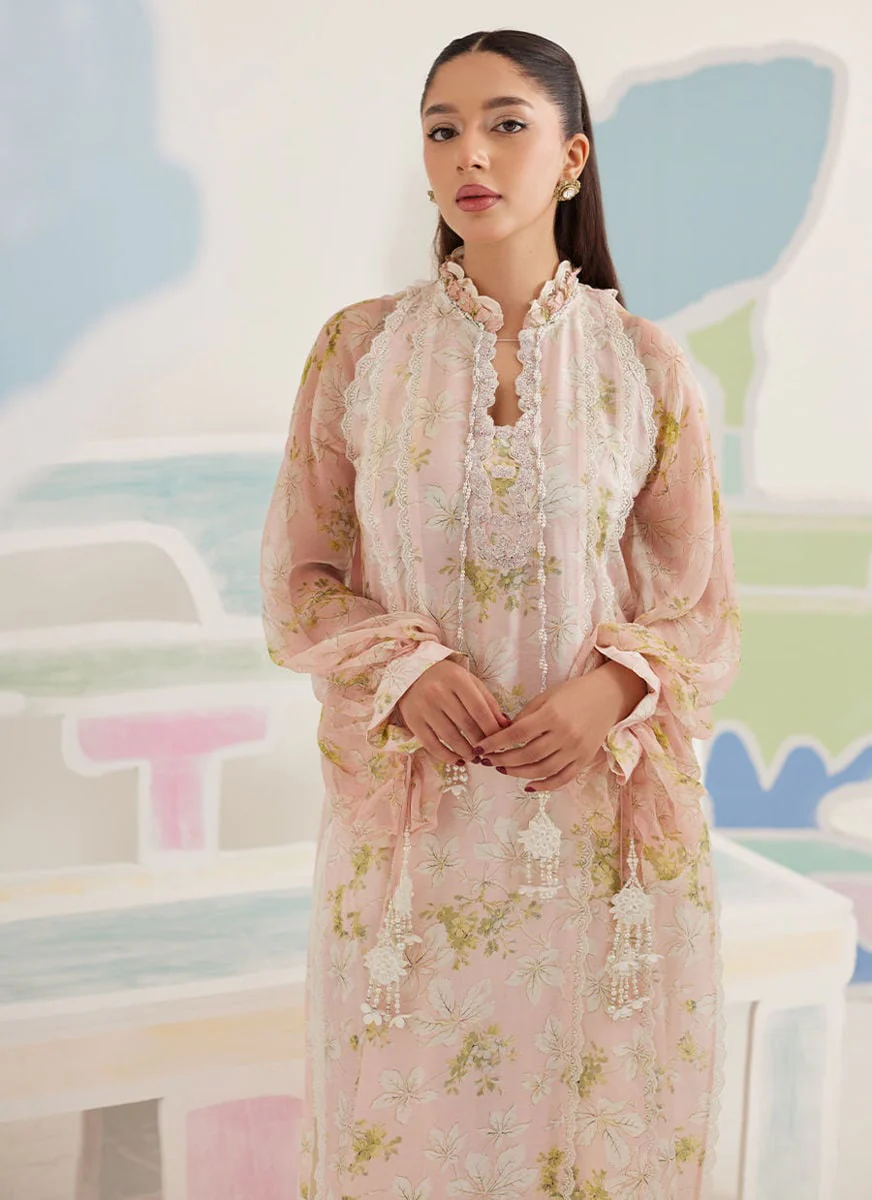 Farah Talib Aziz Alora Frou Frou Ramadan Eid Edit 2026 - Image 2