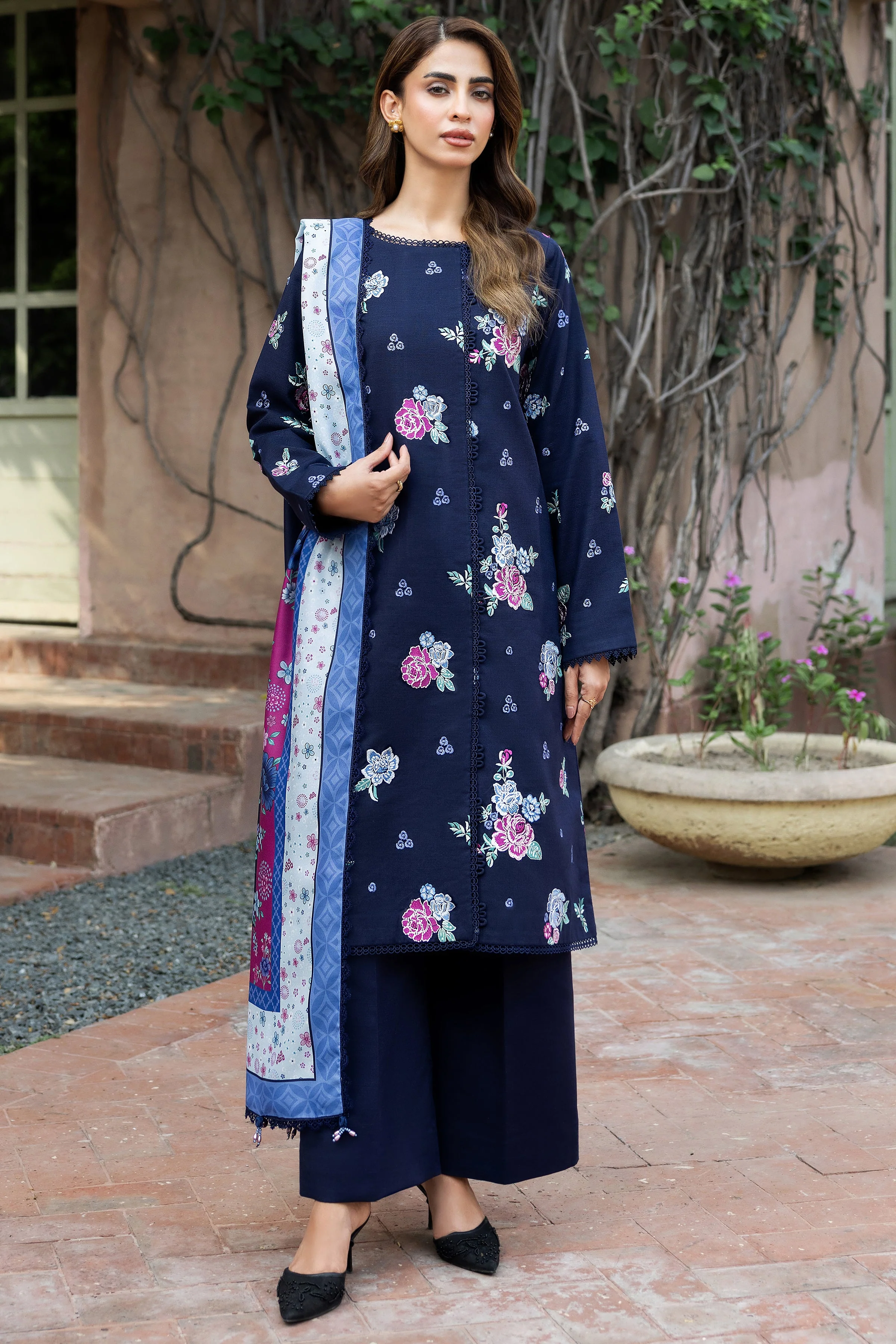 Farahsa Rowen Fall Winter Collection 2025