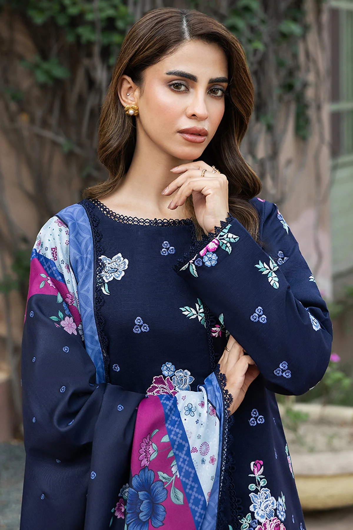 Farahsa Rowen Fall Winter Collection 2025 - Image 2