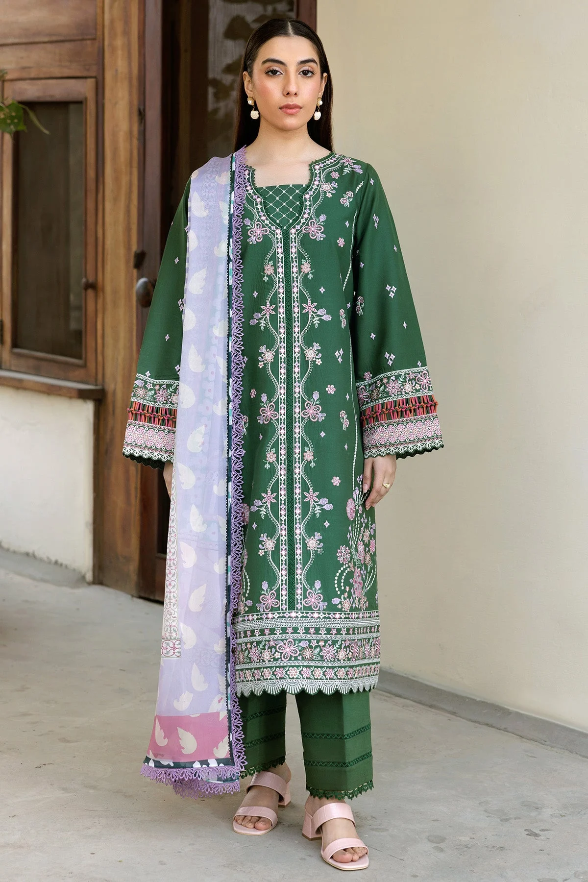 Farasha Emerald Eclips Summer Weaves Embroidered lawn 2025