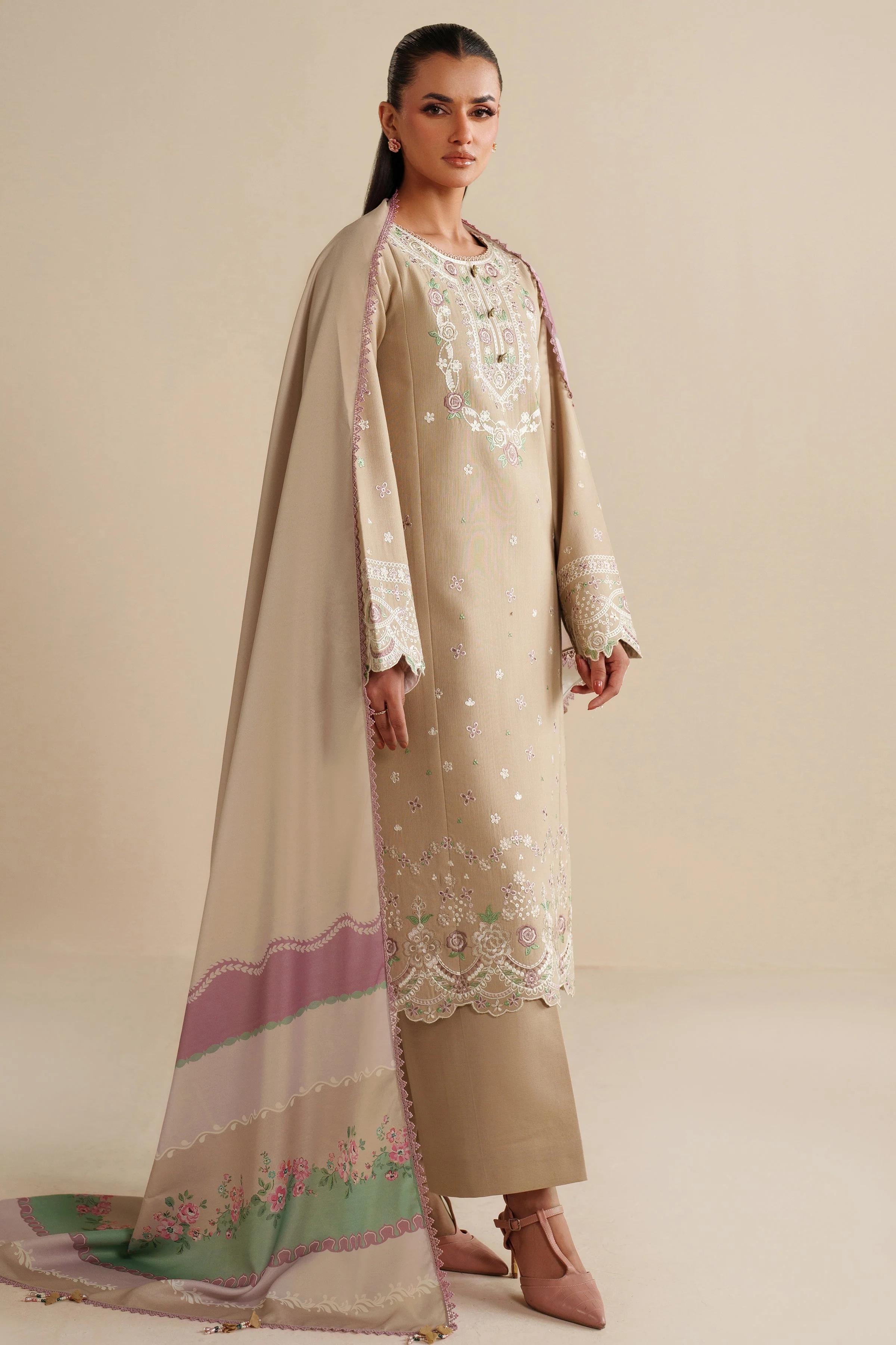 Farasha Mirel Winter Spell 2025