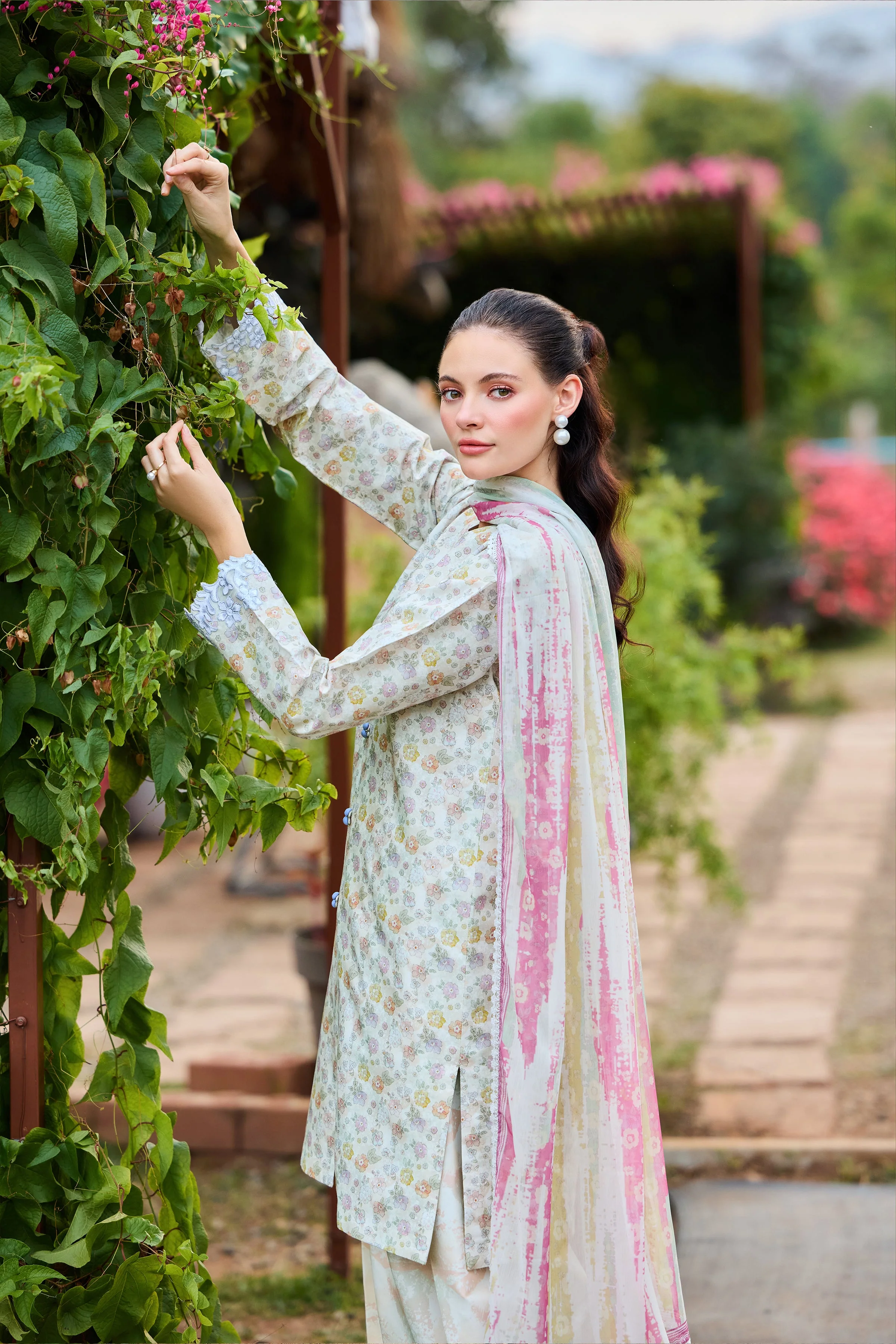 Farasha Mystic Dusk Summer Escape 2026 - Image 2