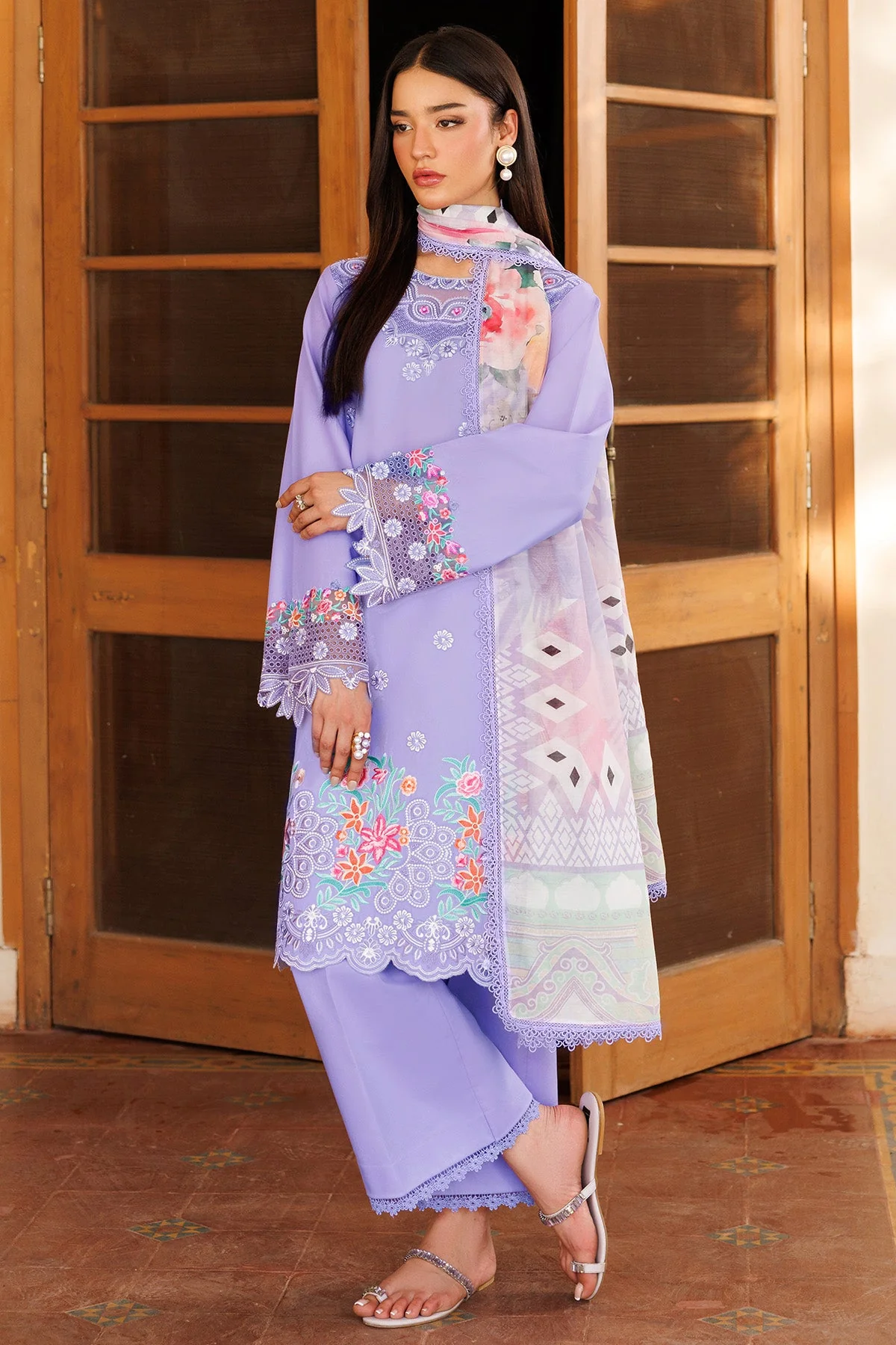 Farasha Online Lavender Dew Summer Weaves Embroidered lawn 2025