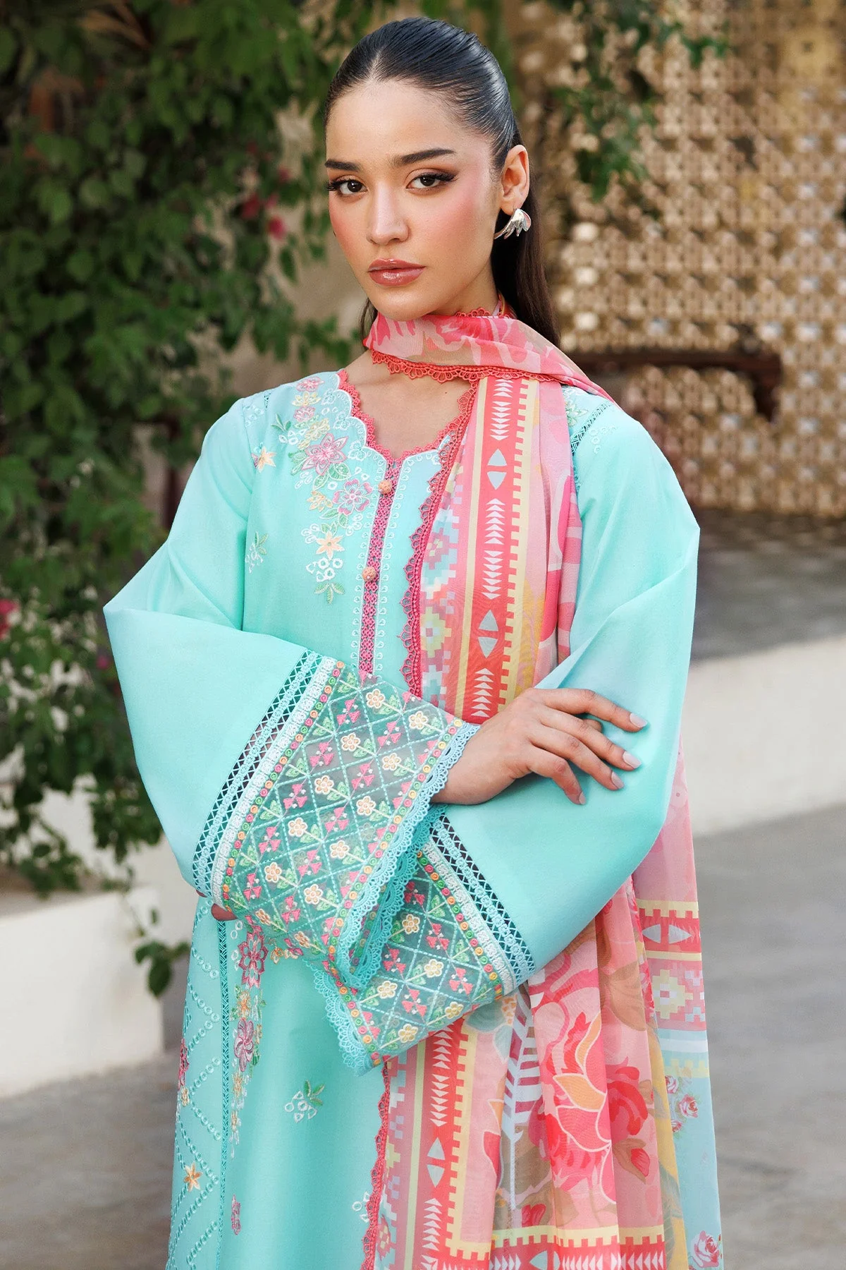 Farasha Online Ocean Veil Summer Weaves Embroidered lawn 2025 - Image 2