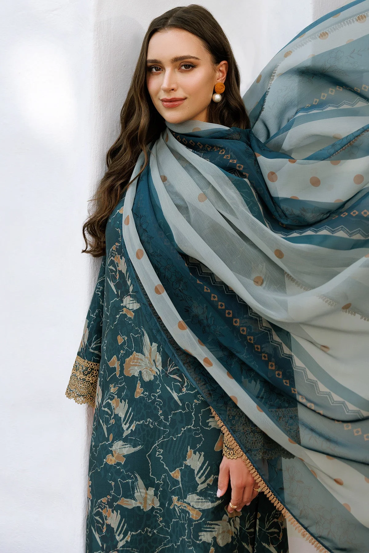 Farasha Online Teal Bell Aurea Eid Summer Collection 2025 - Image 2