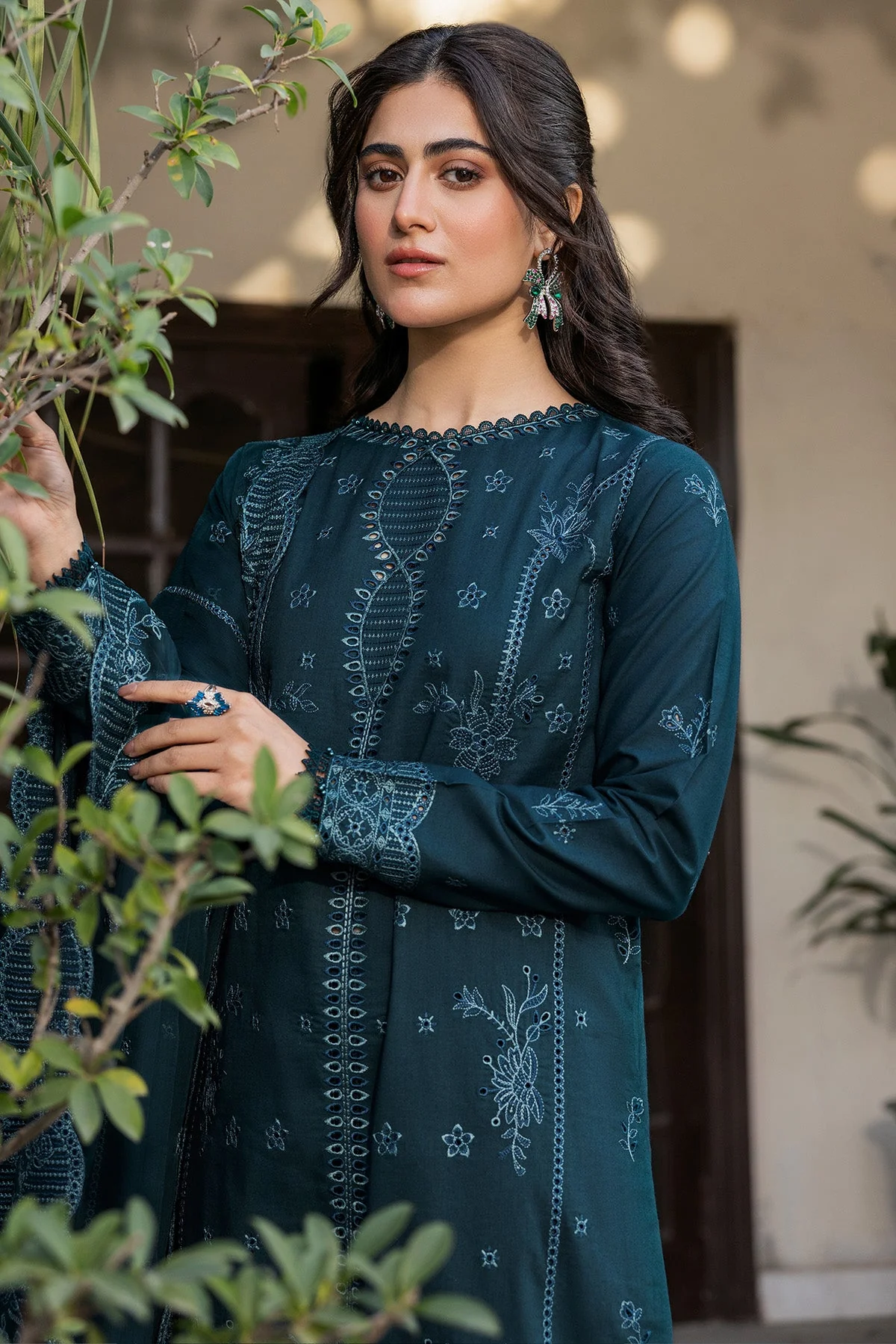 Farasha Online Teal Serenity Summer Weaves Embroidered lawn 2025 - Image 2