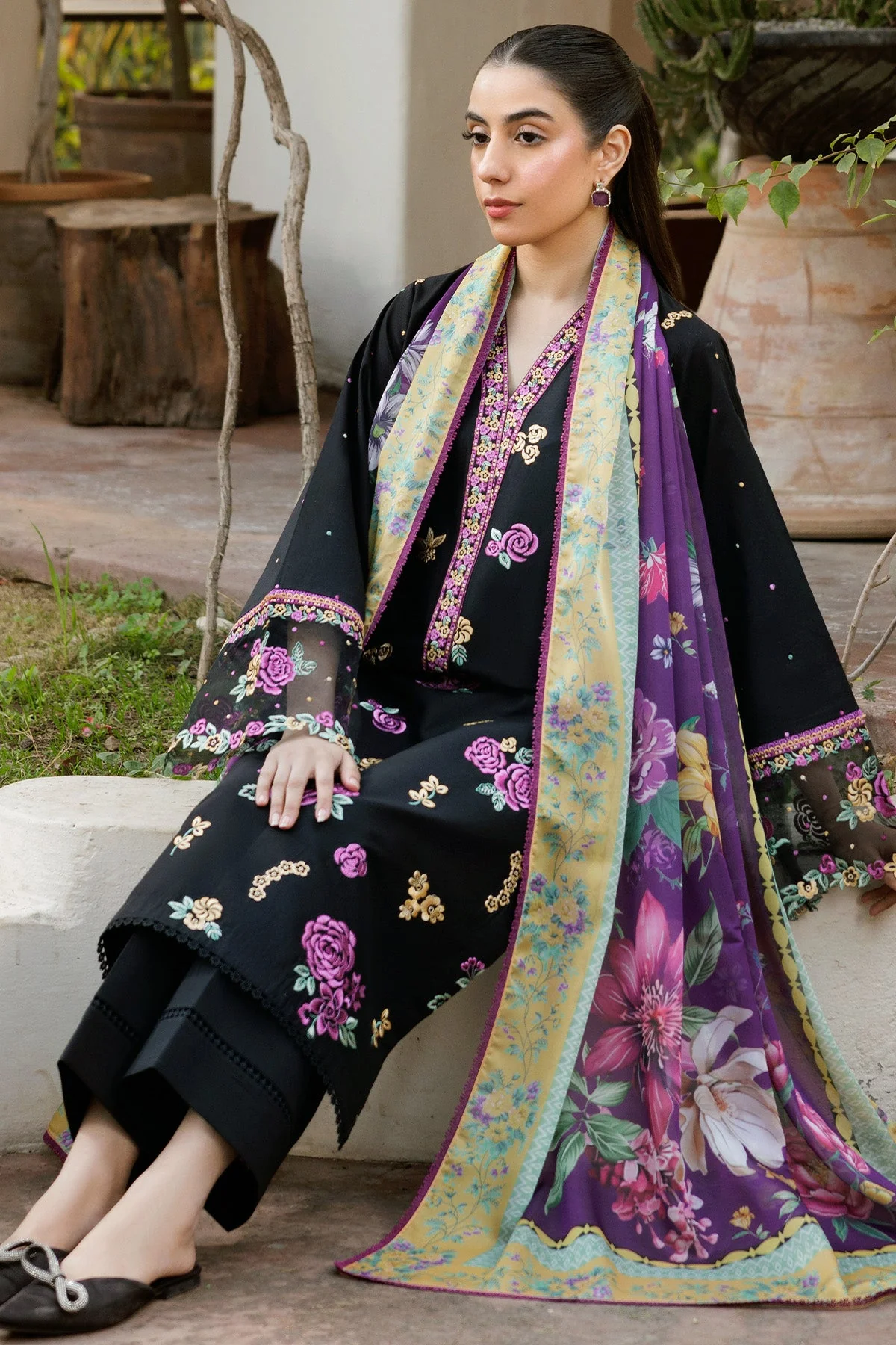 Farasha Raven Dusk Summer Weaves Embroidered lawn 2025 - Image 2