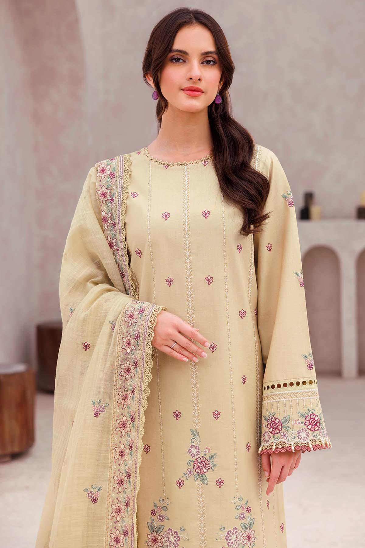 Farasha Surreal Beige Bahar 2025 - Image 2