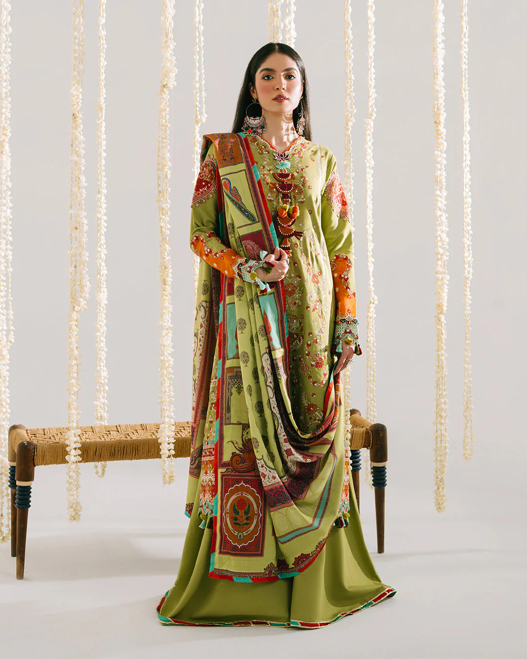 Fiona Nargis Jeevan Luxury Karandi Collection 2025 - Image 2