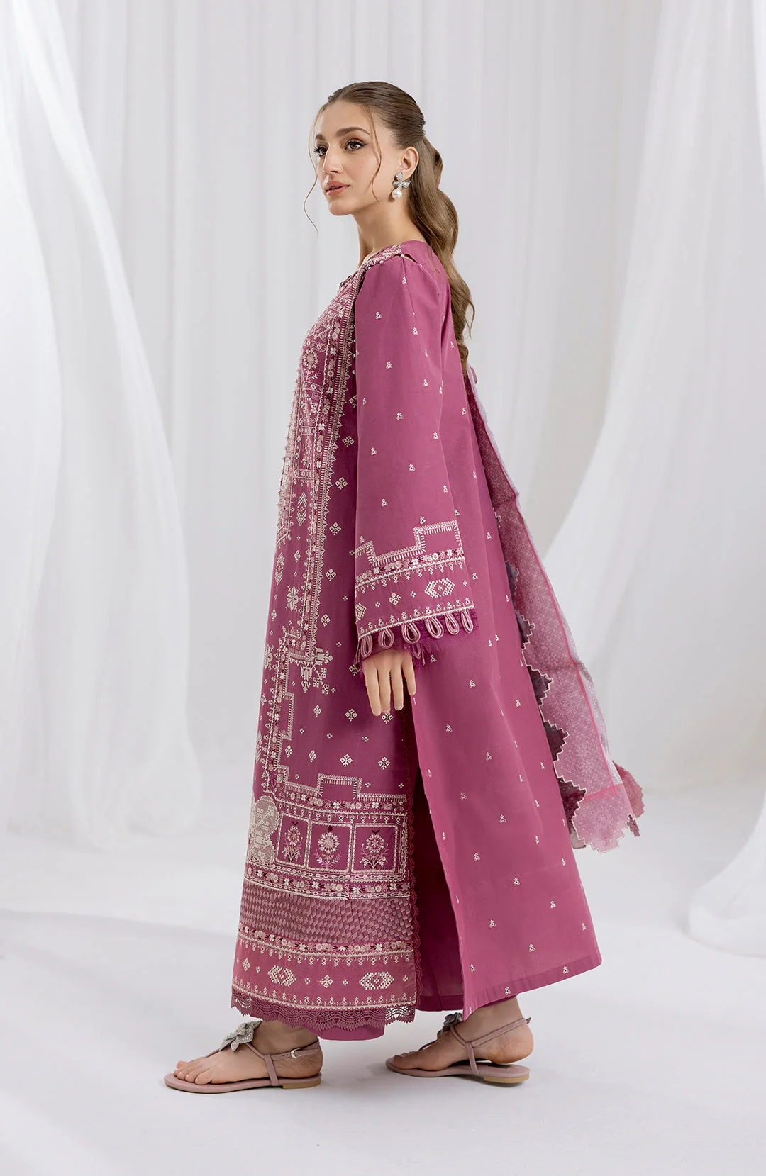 Fiona  Violette Solace Luxury Lawn 2025 - Image 2