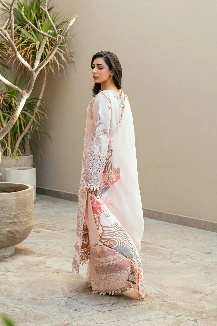Florent FL-3B Eid Luxury Lawn 2025 - Image 2