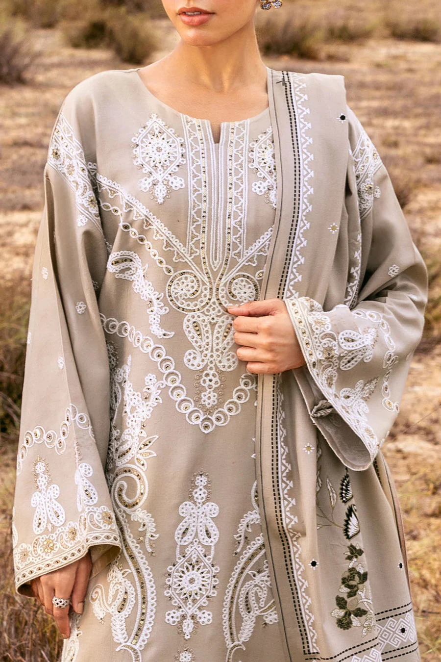 Gul Ahmed AP-52003 Patjhar Collection 2025 - Image 2