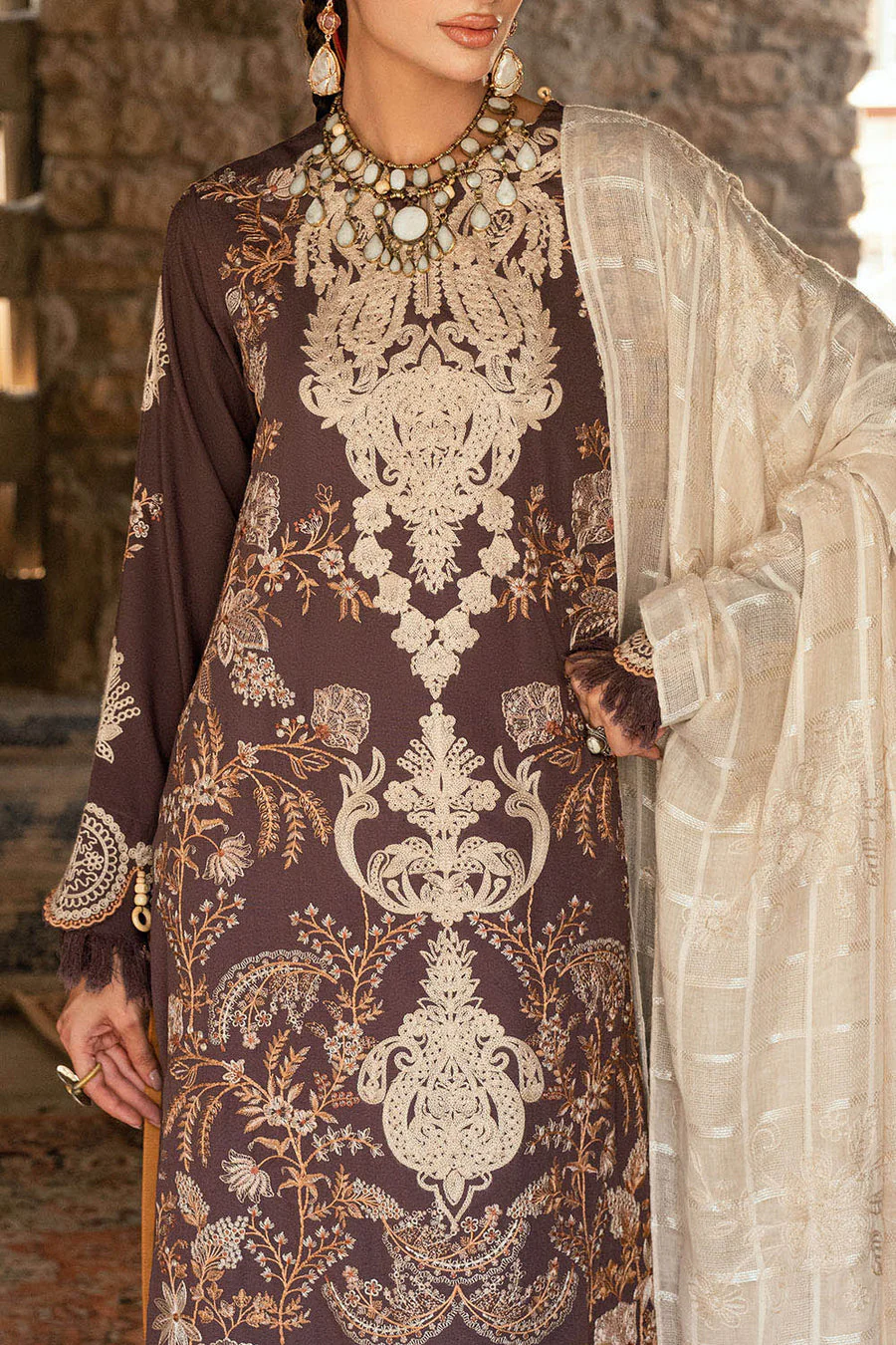 Gul Ahmed AP-52017 Luxe Winter 2025 - Image 2