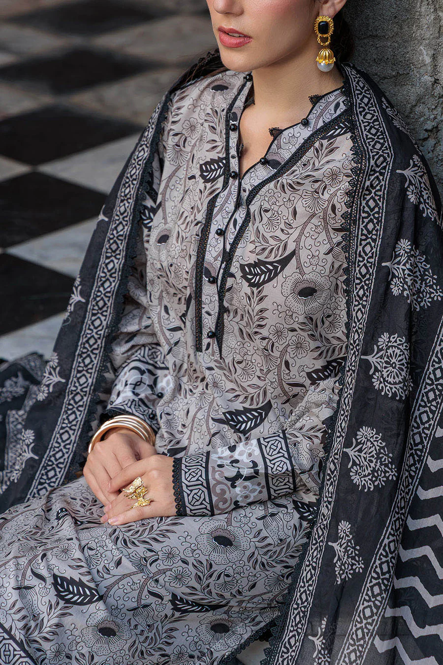 Gul Ahmed B-62005 Noir & Blanc 2026 - Image 2