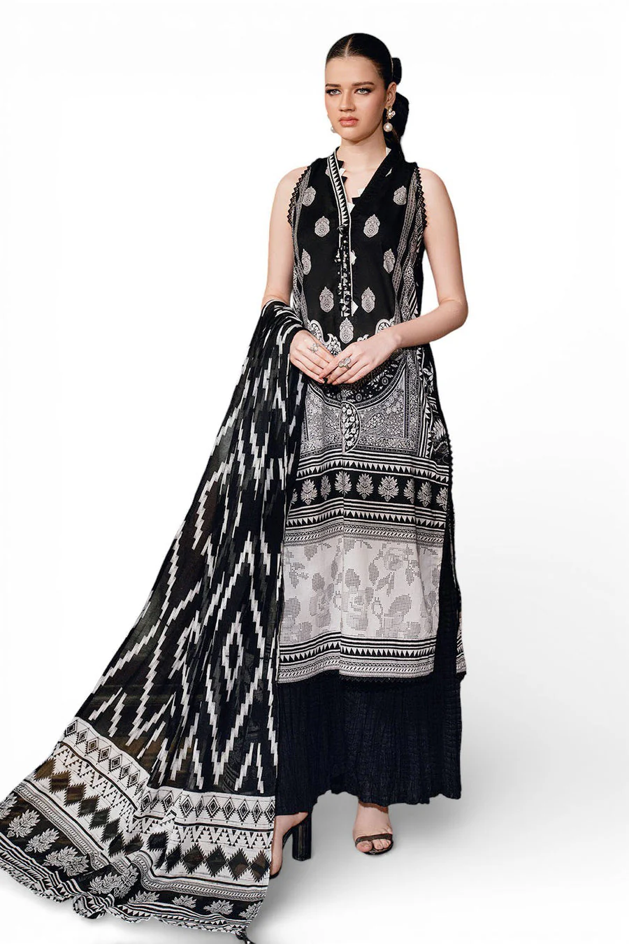 Gul Ahmed B-62013 Noir & Blanc 2026