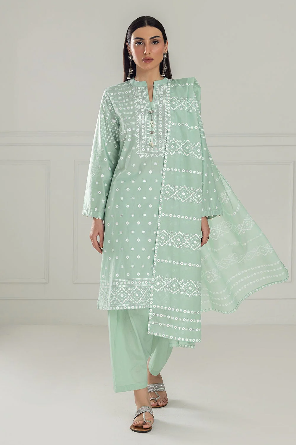 Gul Ahmed CL-52172 A Chunri 2025