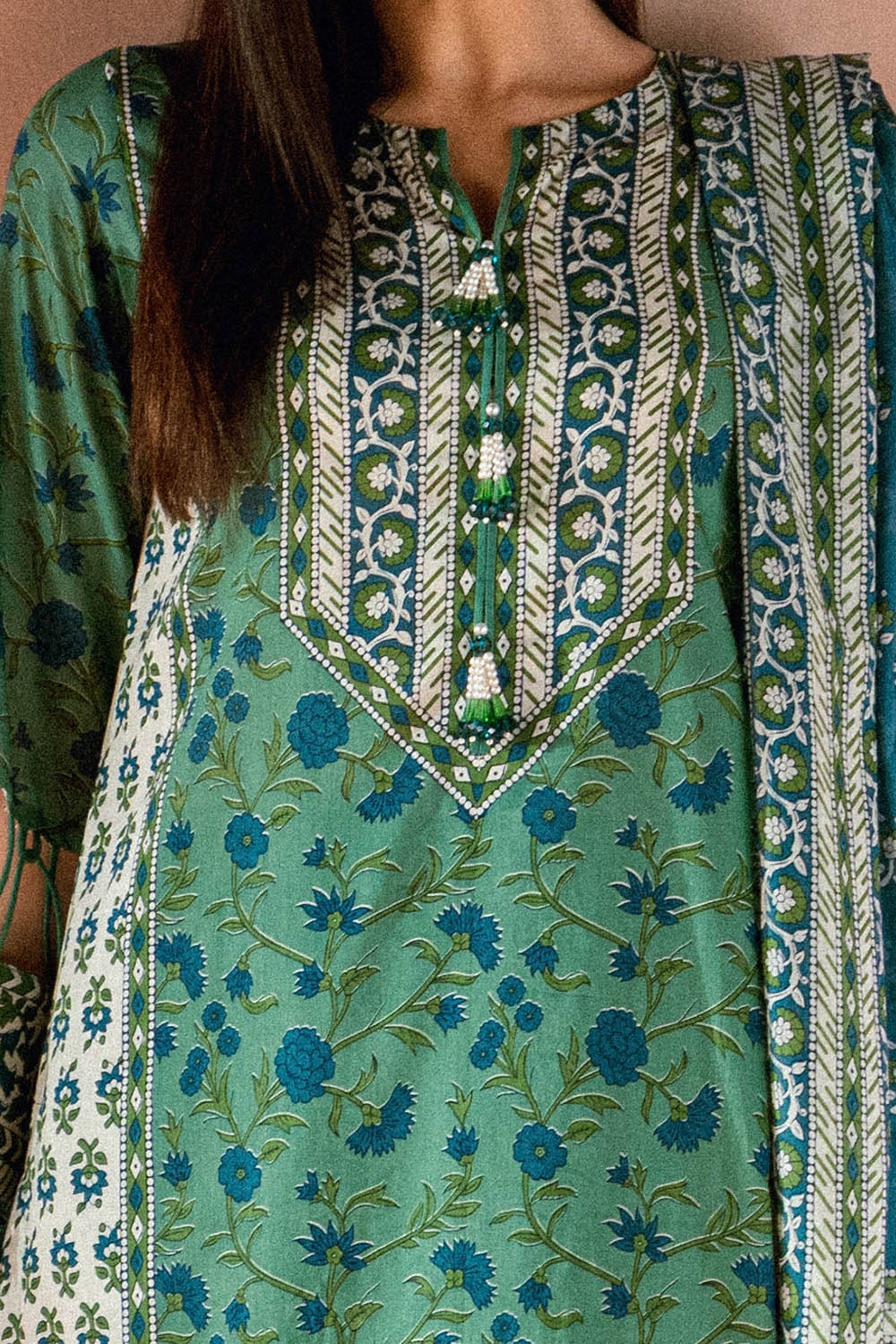 Gul Ahmed CL-62015 Eden Bloom 2025 - Image 2