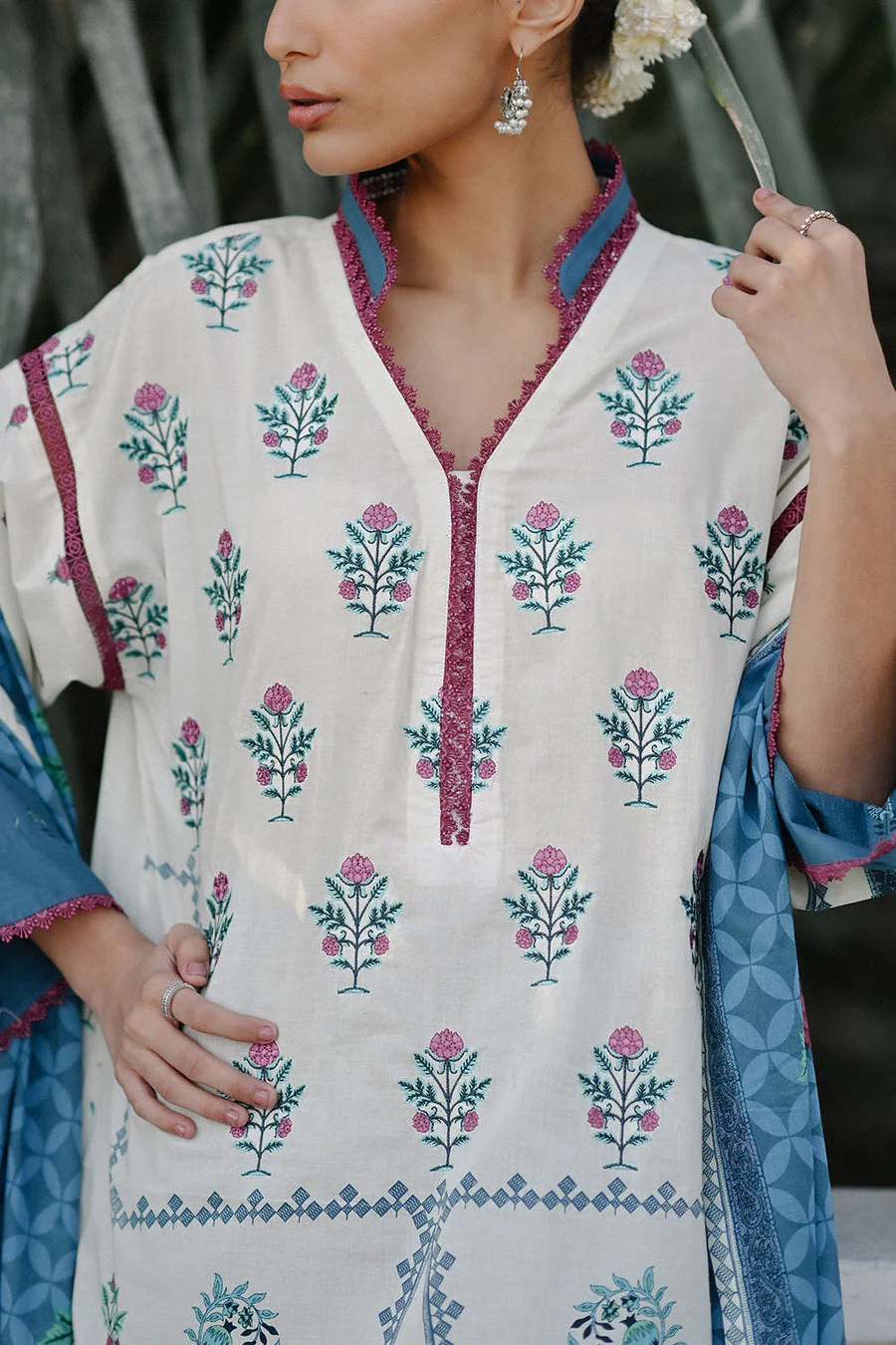 Gul Ahmed CL-62216 Rangon Ka Angan 2026 - Image 2