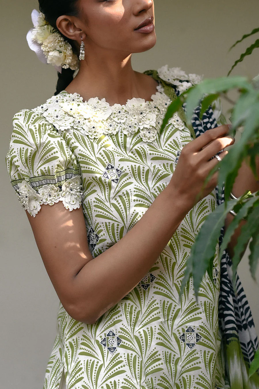 Gul Ahmed CL-62239 Rangon Ka Angan 2026 - Image 2