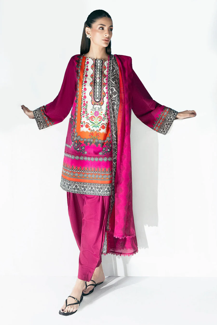 Gul Ahmed CL-62304 Embroidered Lawn 2026
