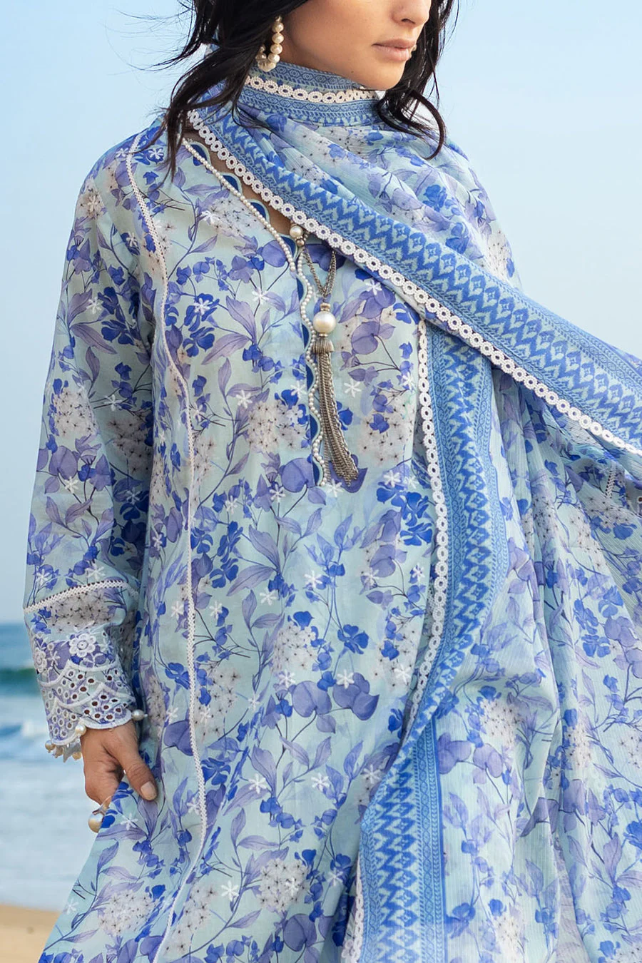 Gul Ahmed DN-52043 Khwaab Luxury Formals 2026 - Image 2