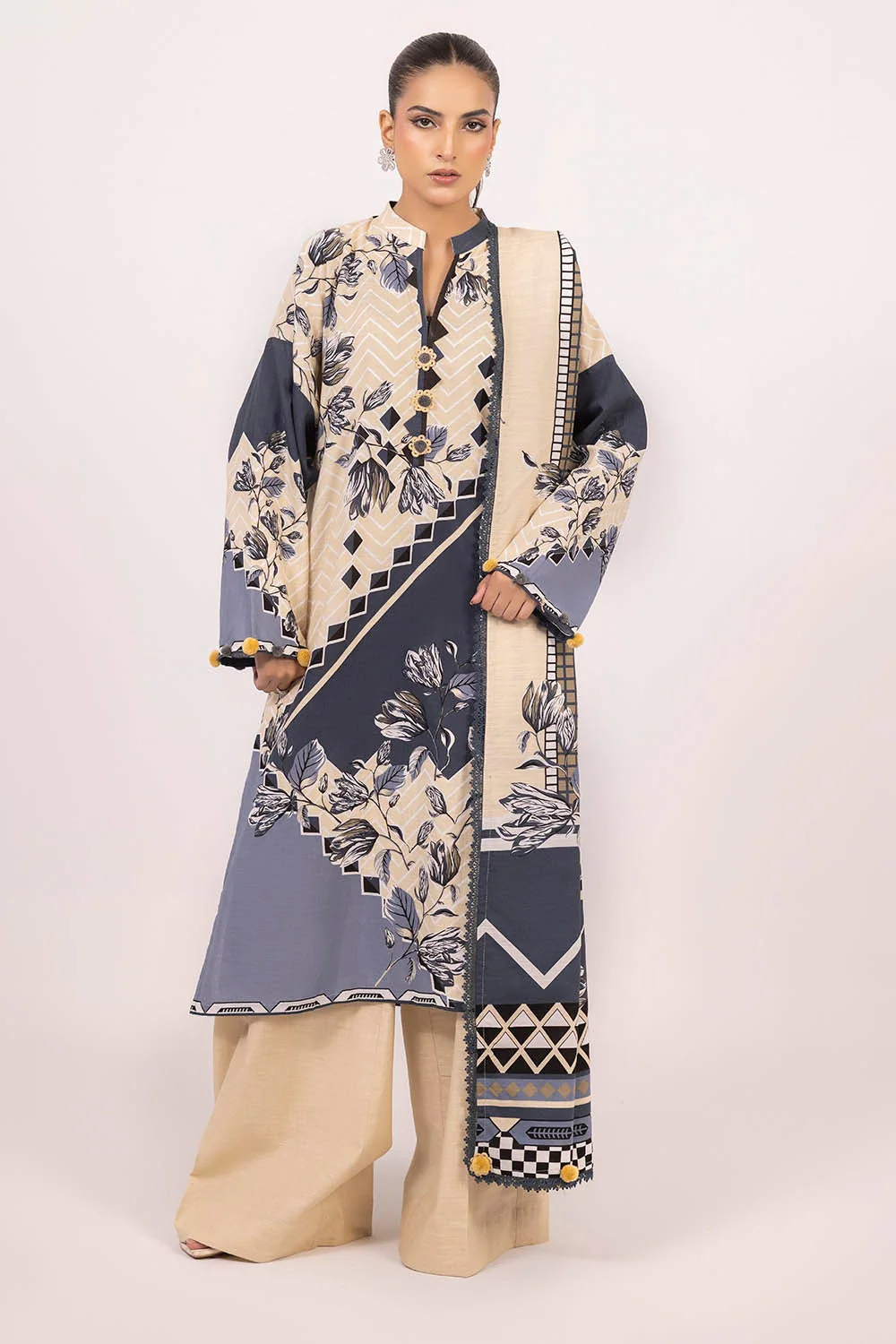 Gul Ahmed K-52023 Winter Collection 2025