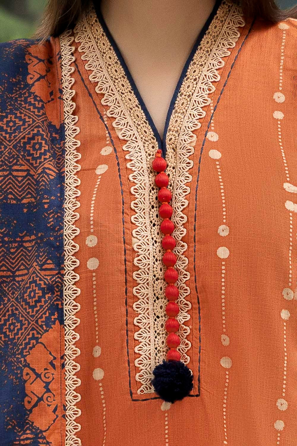 Gul Ahmed K-52038 Winter Collection 2025 - Image 2