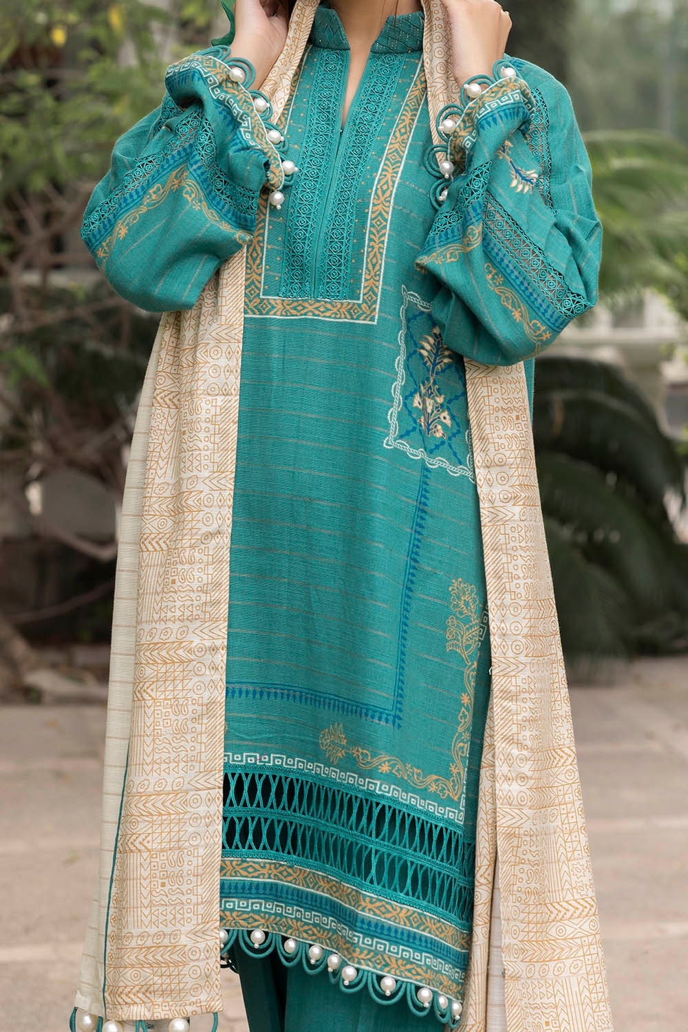 Gul Ahmed K-52059 Winter Collection 2025 - Image 2
