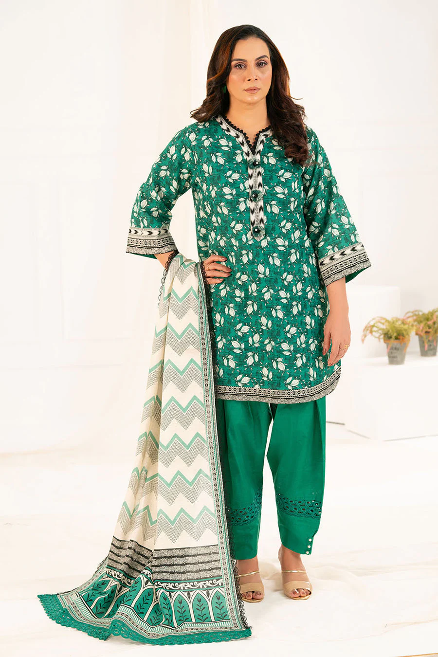 Gul Ahmed K-52065 Mothers Love 2025