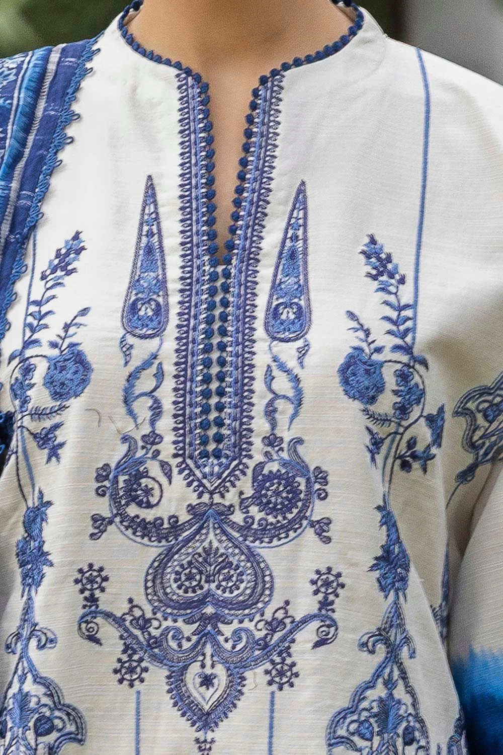 Gul Ahmed K-52095 Winter Collection 2025 - Image 2