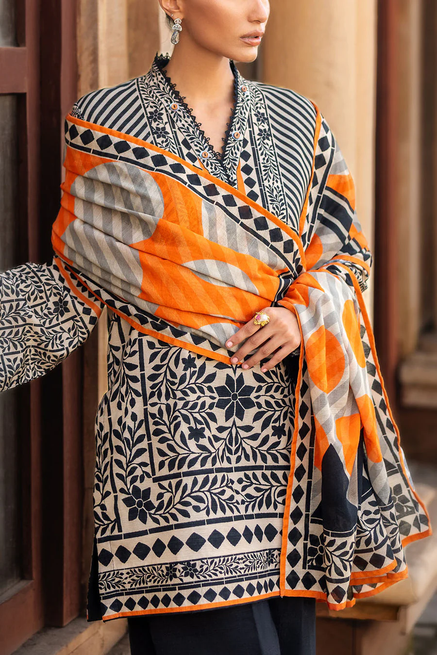 Gul Ahmed K-52100 Rang-E-Sukoon 2025 - Image 2