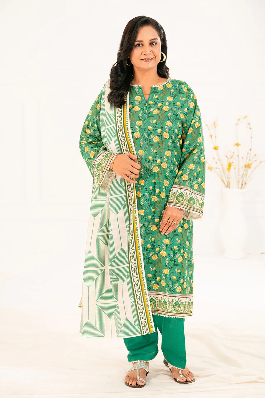 Gul Ahmed K-52115 Mothers Love 2025