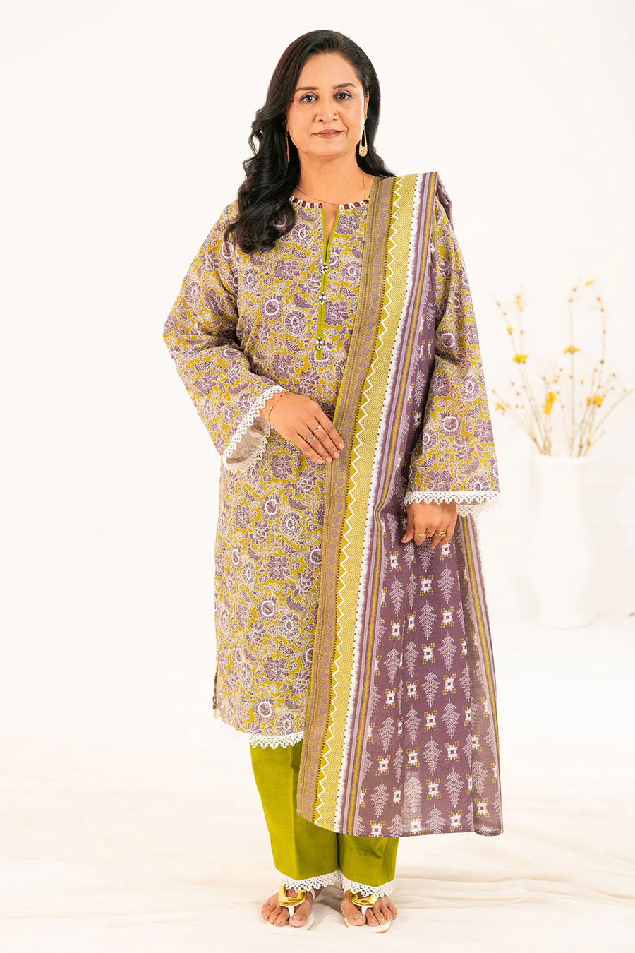 Gul Ahmed K-52116 Mothers Love 2025
