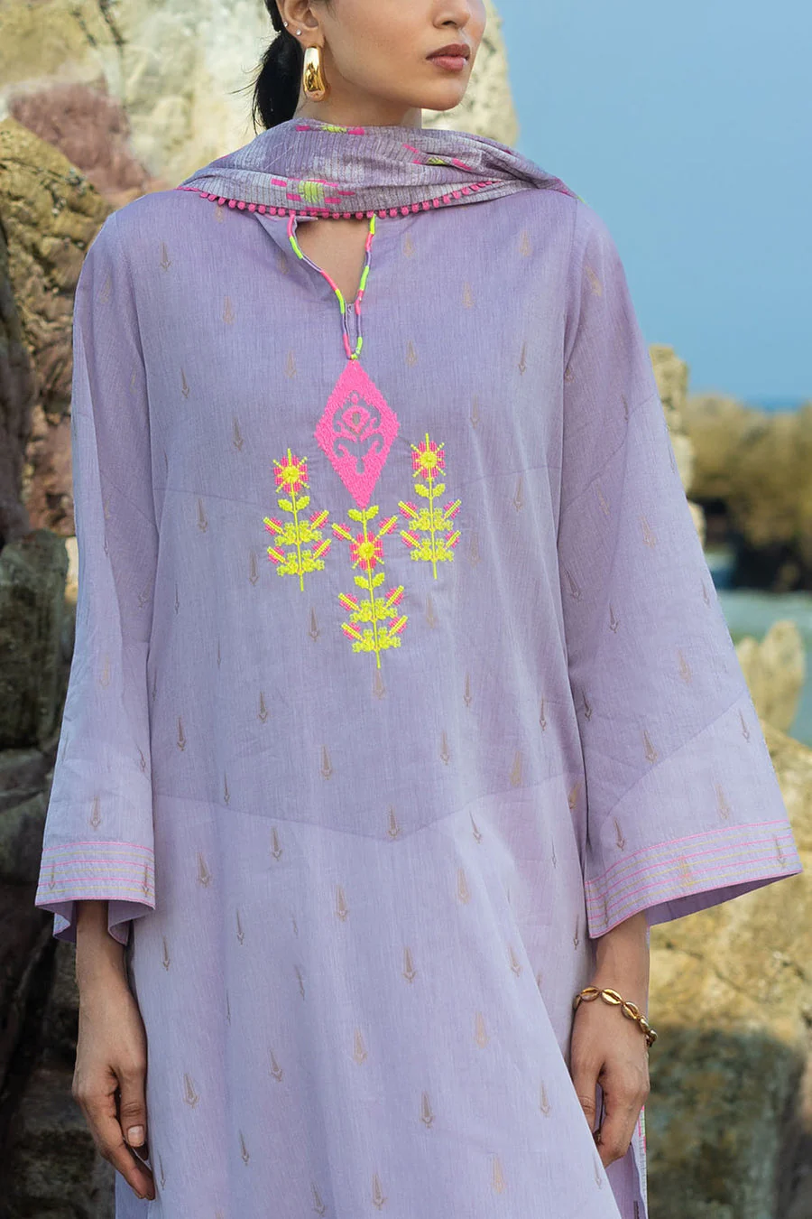 Gul Ahmed MJ-52017 Zar Bano 2026 - Image 2